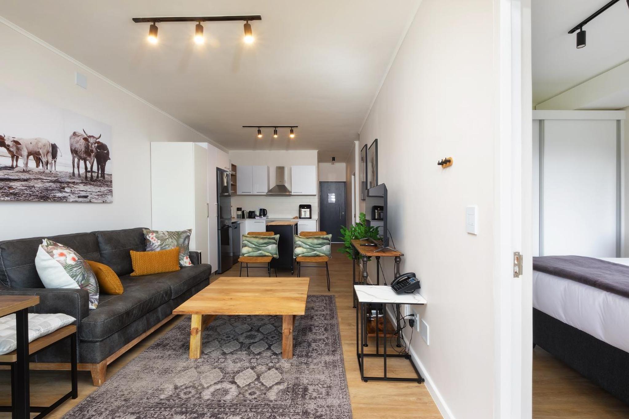 303 The Meadows George view 2