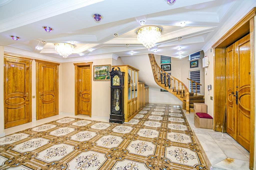 Luxury Villa with Breakfast