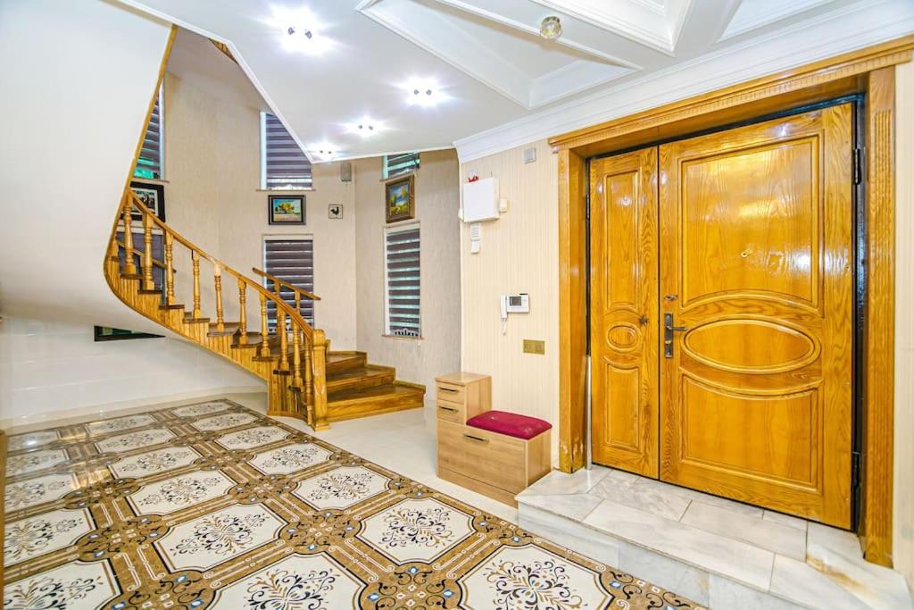 Luxury Villa with Breakfast