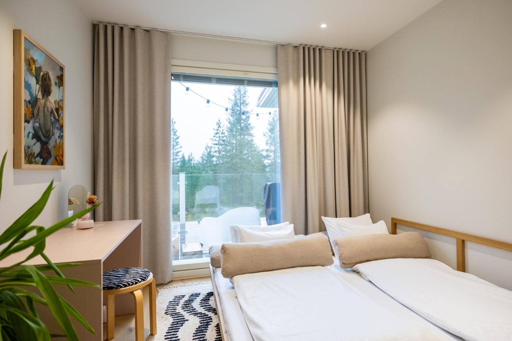 Arctic Heather City Villa