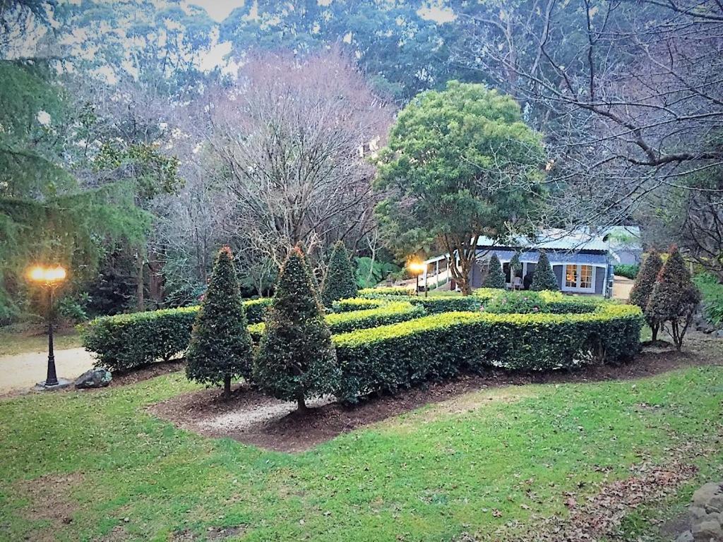 Huntington Lodge and Cottage