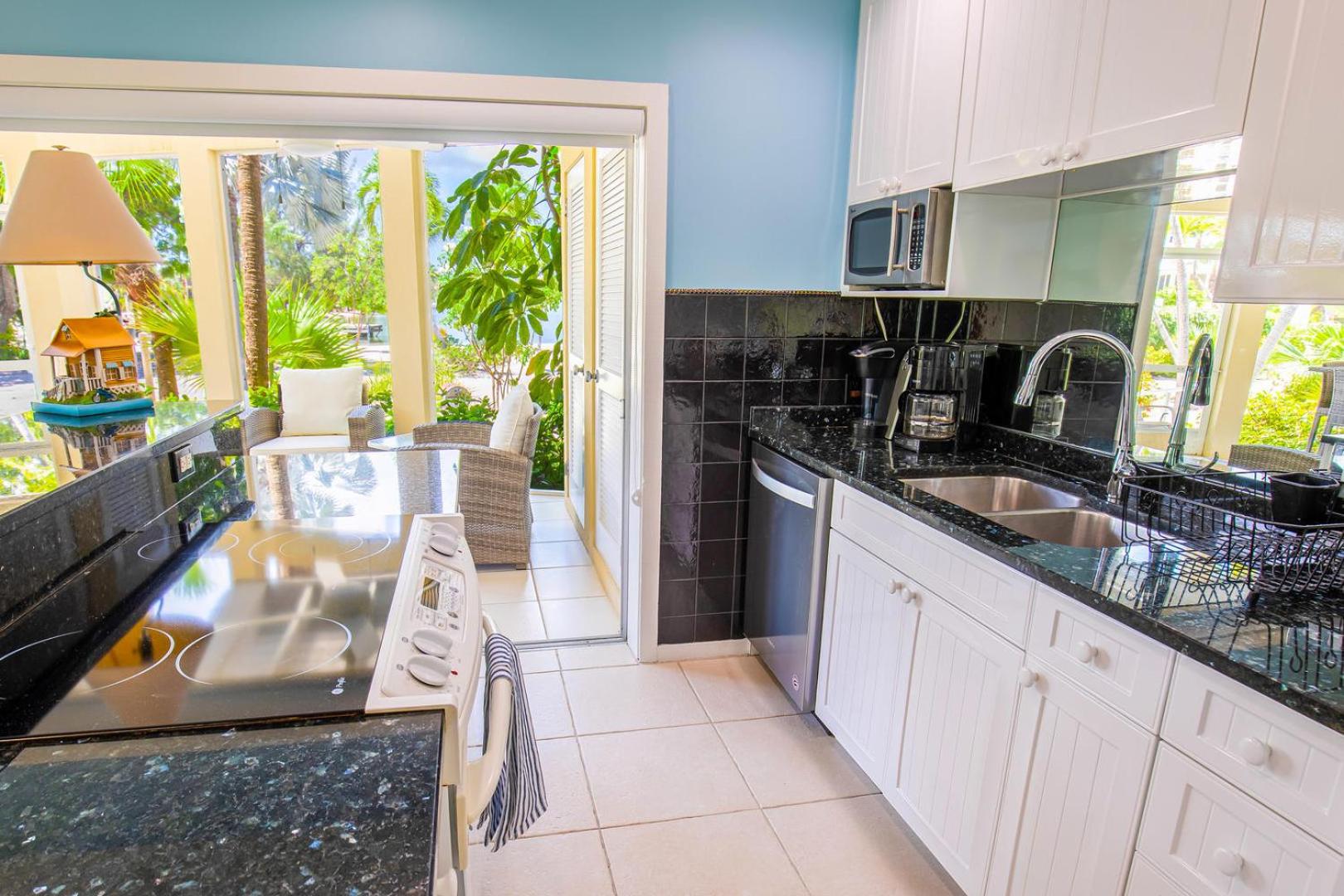 The Kai Life 7 - Waterfront Home on Bio Bay, Walk to the Rum Point Club! view 4