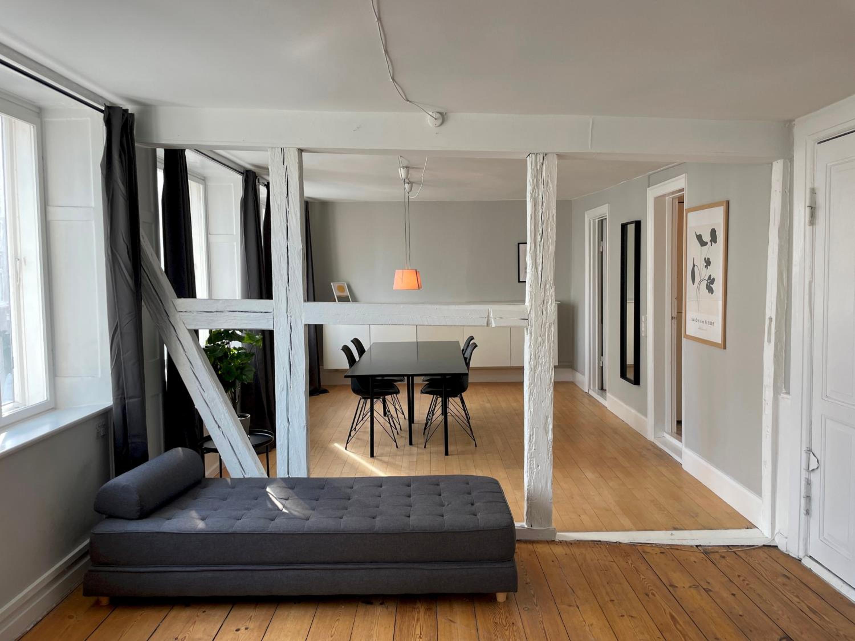 Trendy Apartment - The Marble Church Views view 3