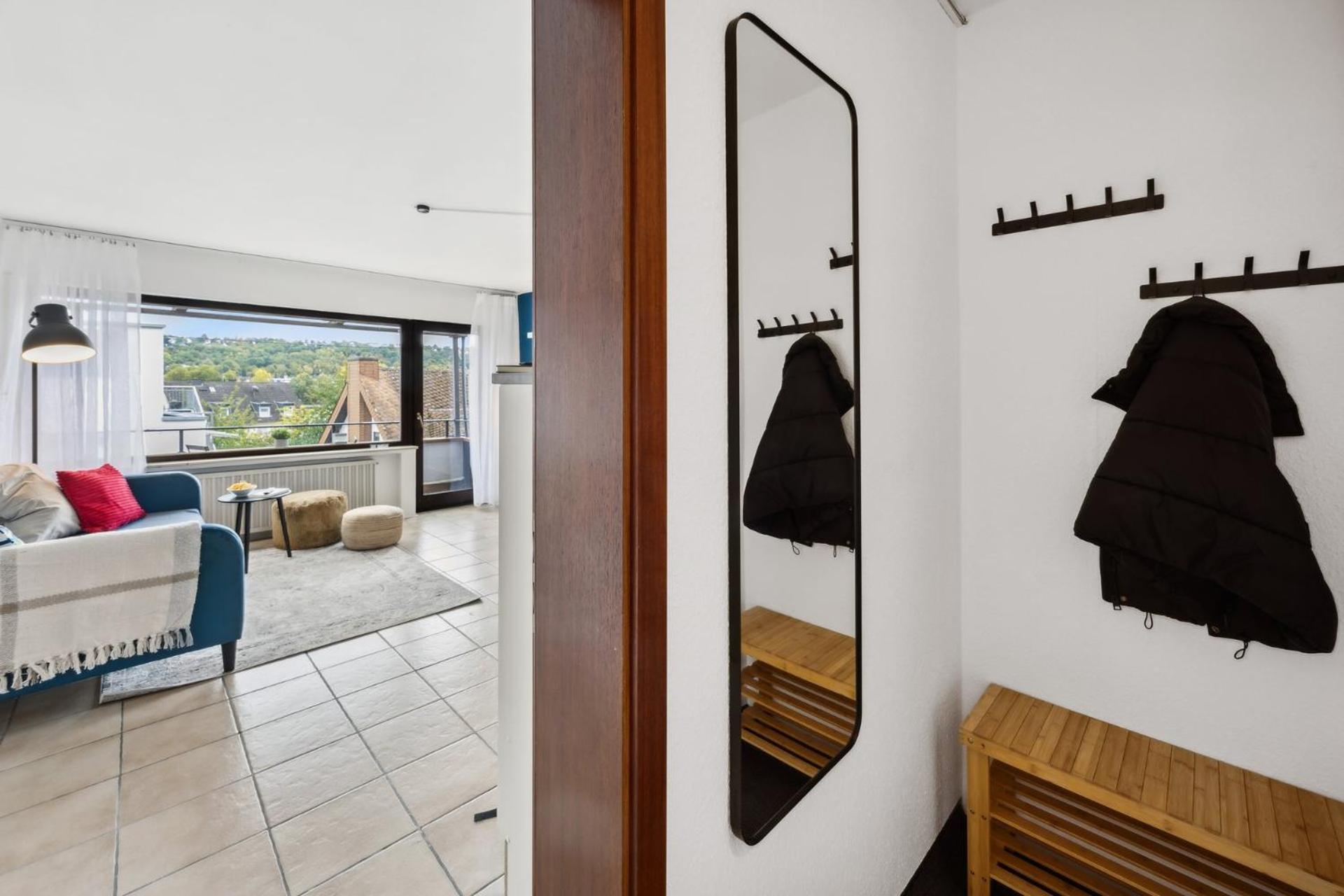 Helle & moderne Wohnung mit Panorama-Balkon