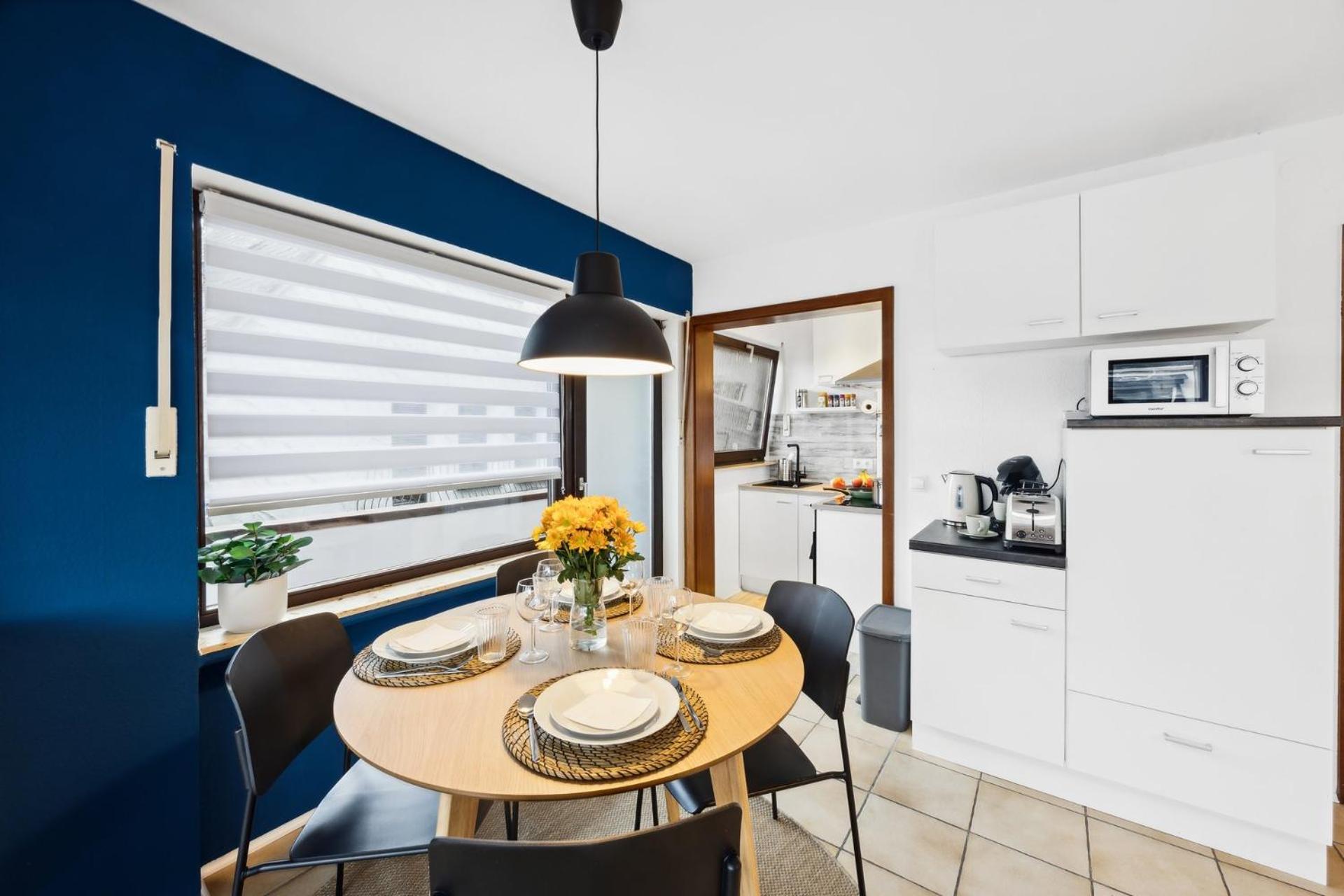 Helle & moderne Wohnung mit Panorama-Balkon