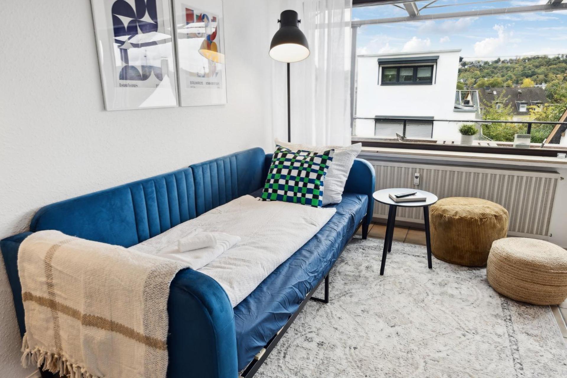 Helle & moderne Wohnung mit Panorama-Balkon