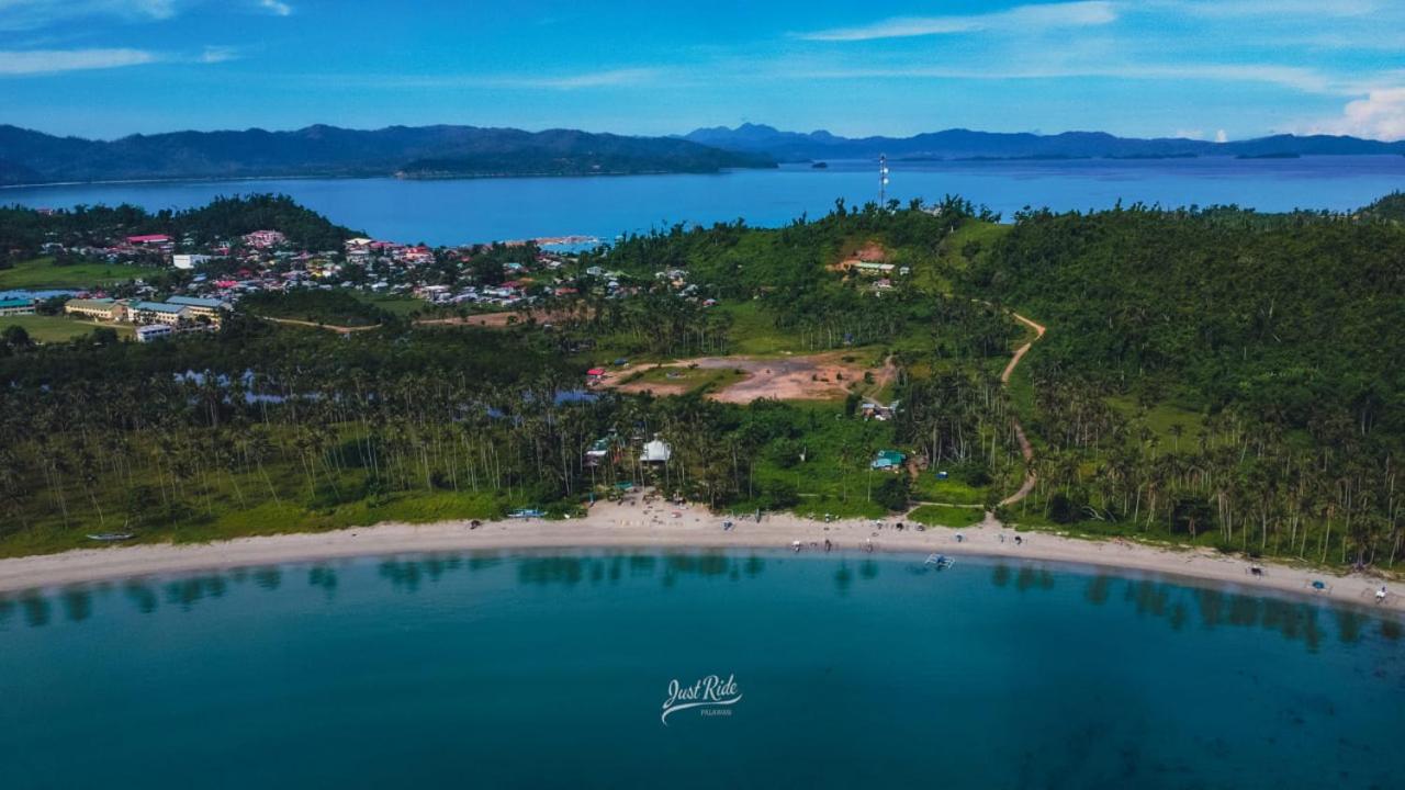 Amihan Beach Hostel