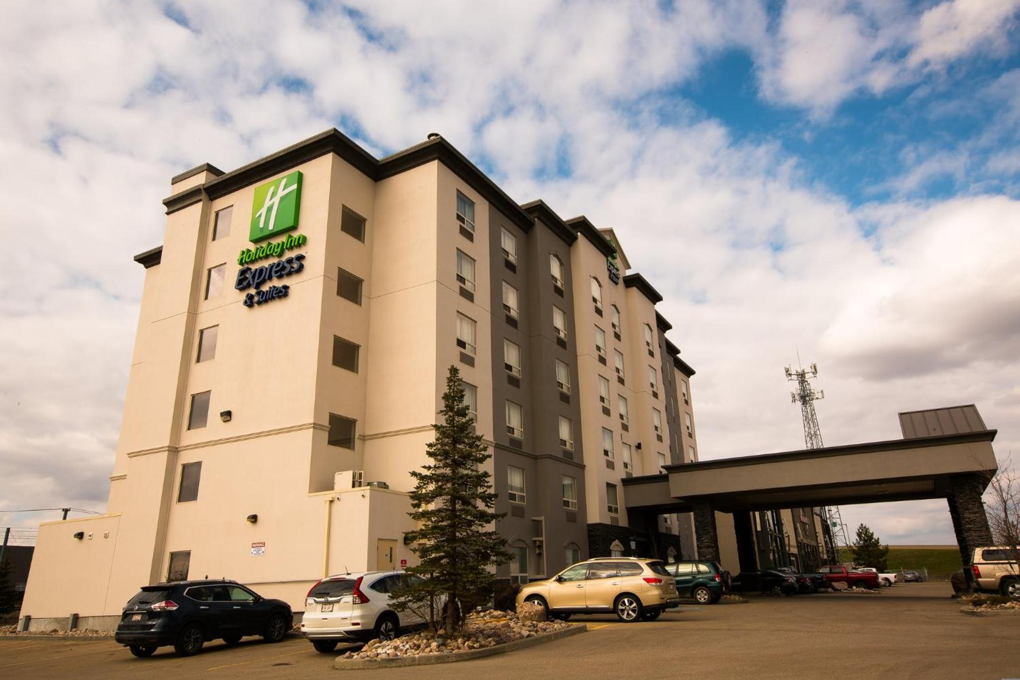 Hotel Holiday Inn Express Edmonton North, an IHG Hotel - Image 1