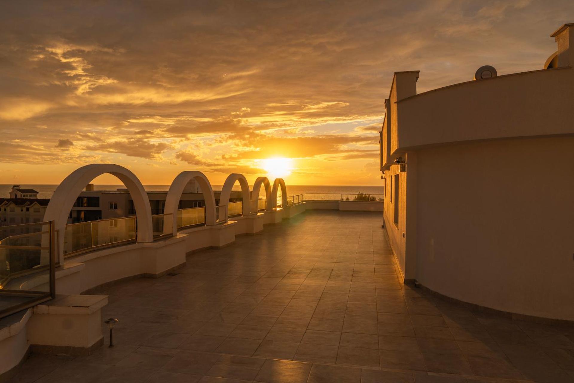 Penthouse with sea view in Durrës - amazing terrace of 400m2 with panoramic view