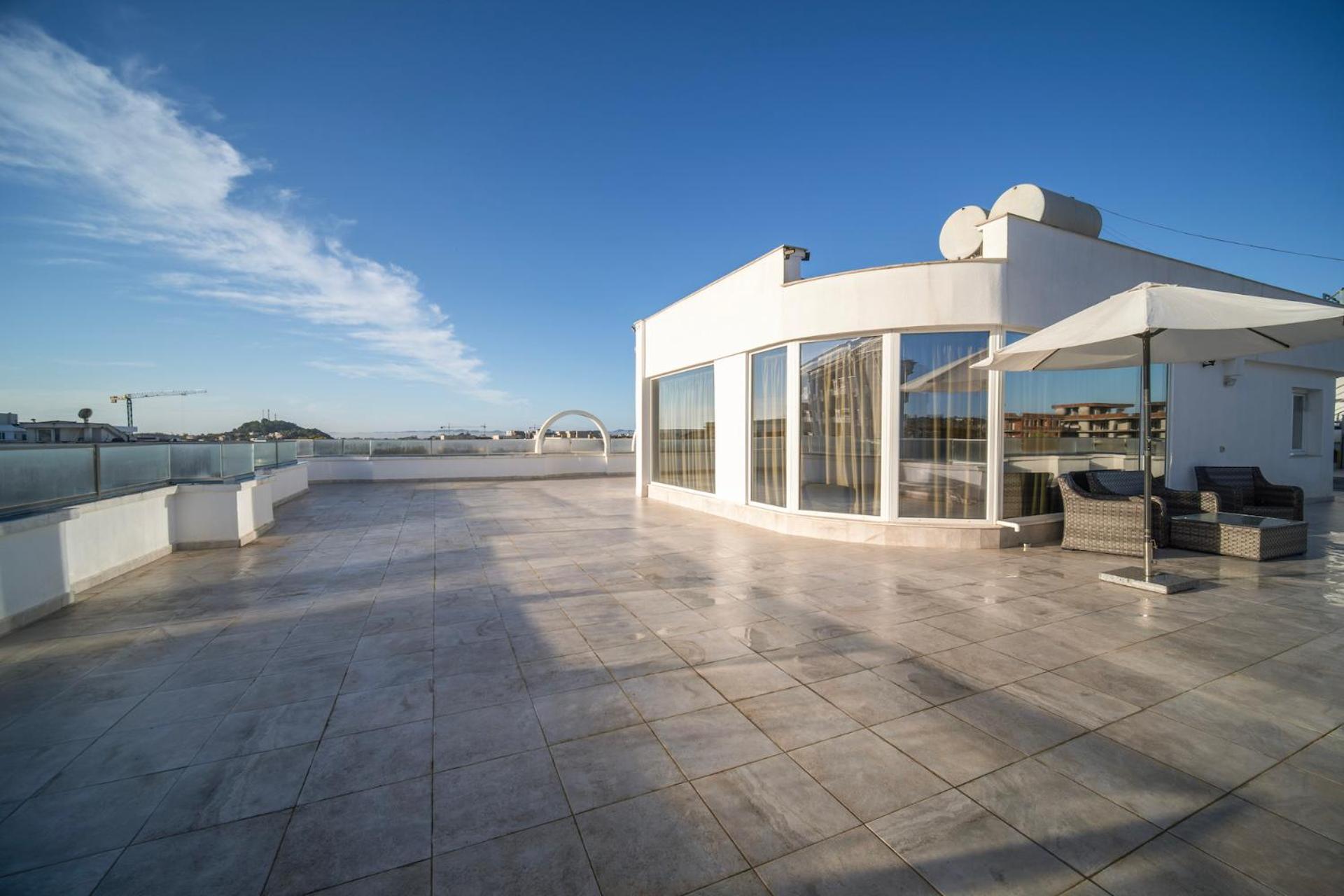 Penthouse with sea view in Durrës - amazing terrace of 400m2 with panoramic view