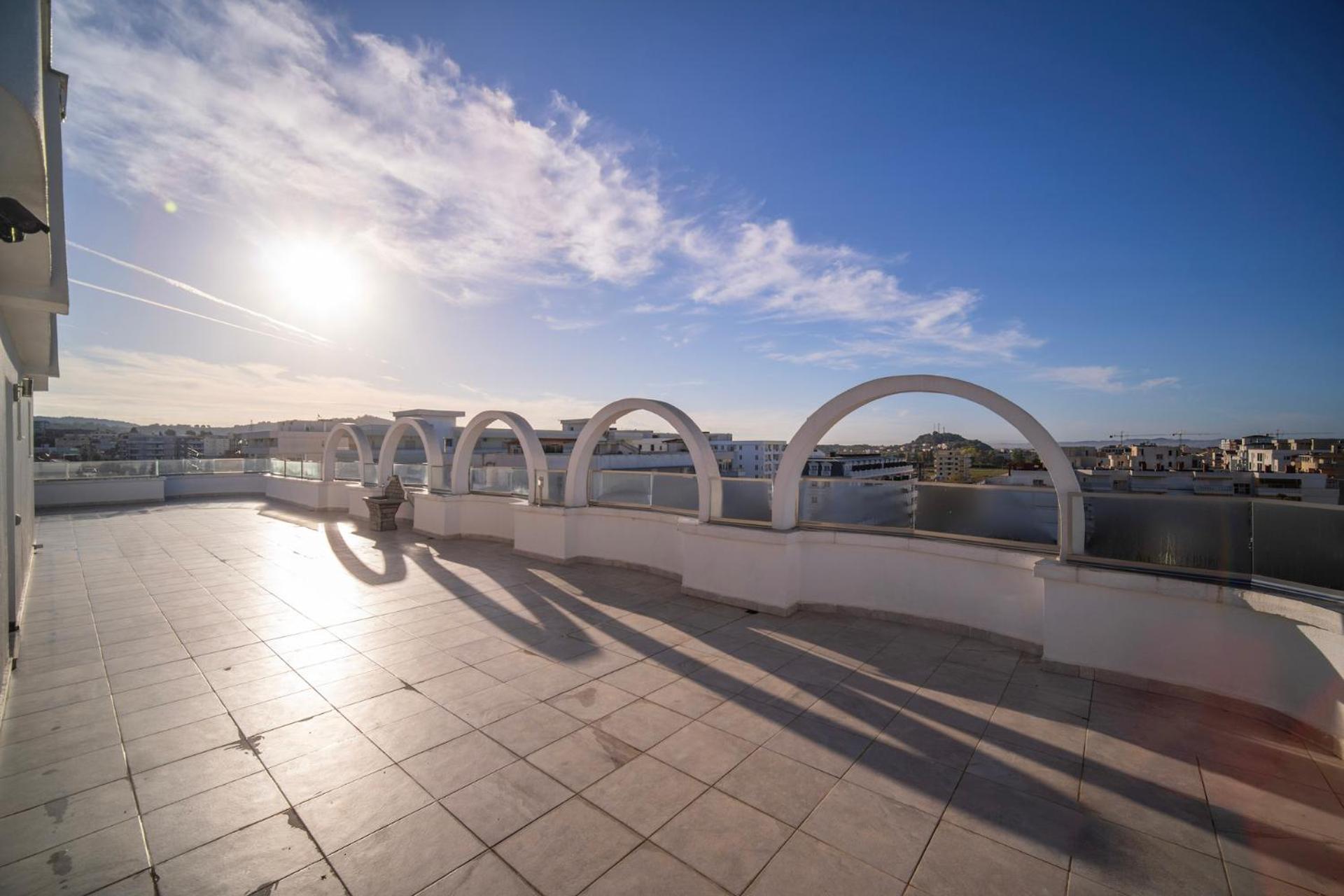 Penthouse with sea view in Durrës - amazing terrace of 400m2 with panoramic view