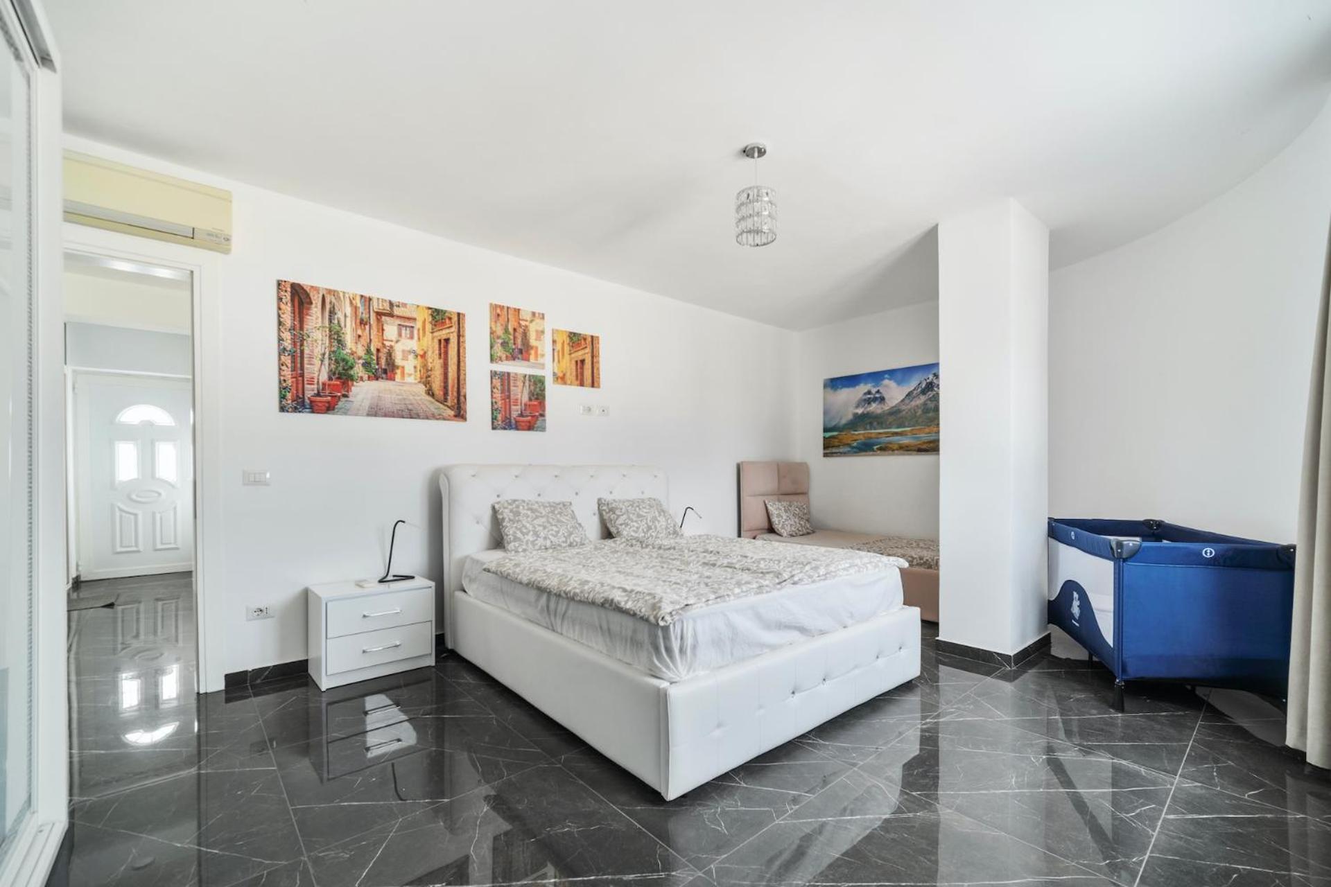 Penthouse with sea view in Durrës - amazing terrace of 400m2 with panoramic view