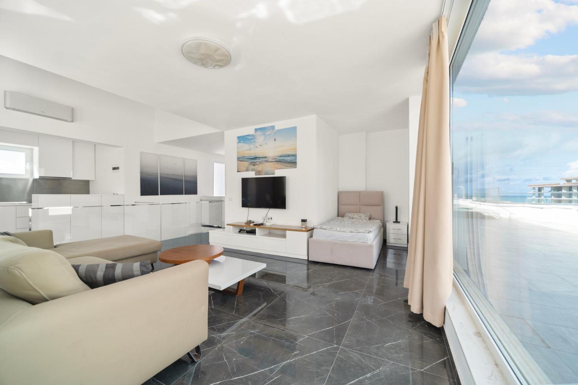 Penthouse with sea view in Durrës - amazing terrace of 400m2 with panoramic view