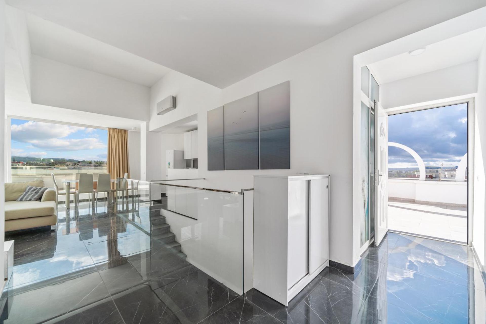 Penthouse with sea view in Durrës - amazing terrace of 400m2 with panoramic view