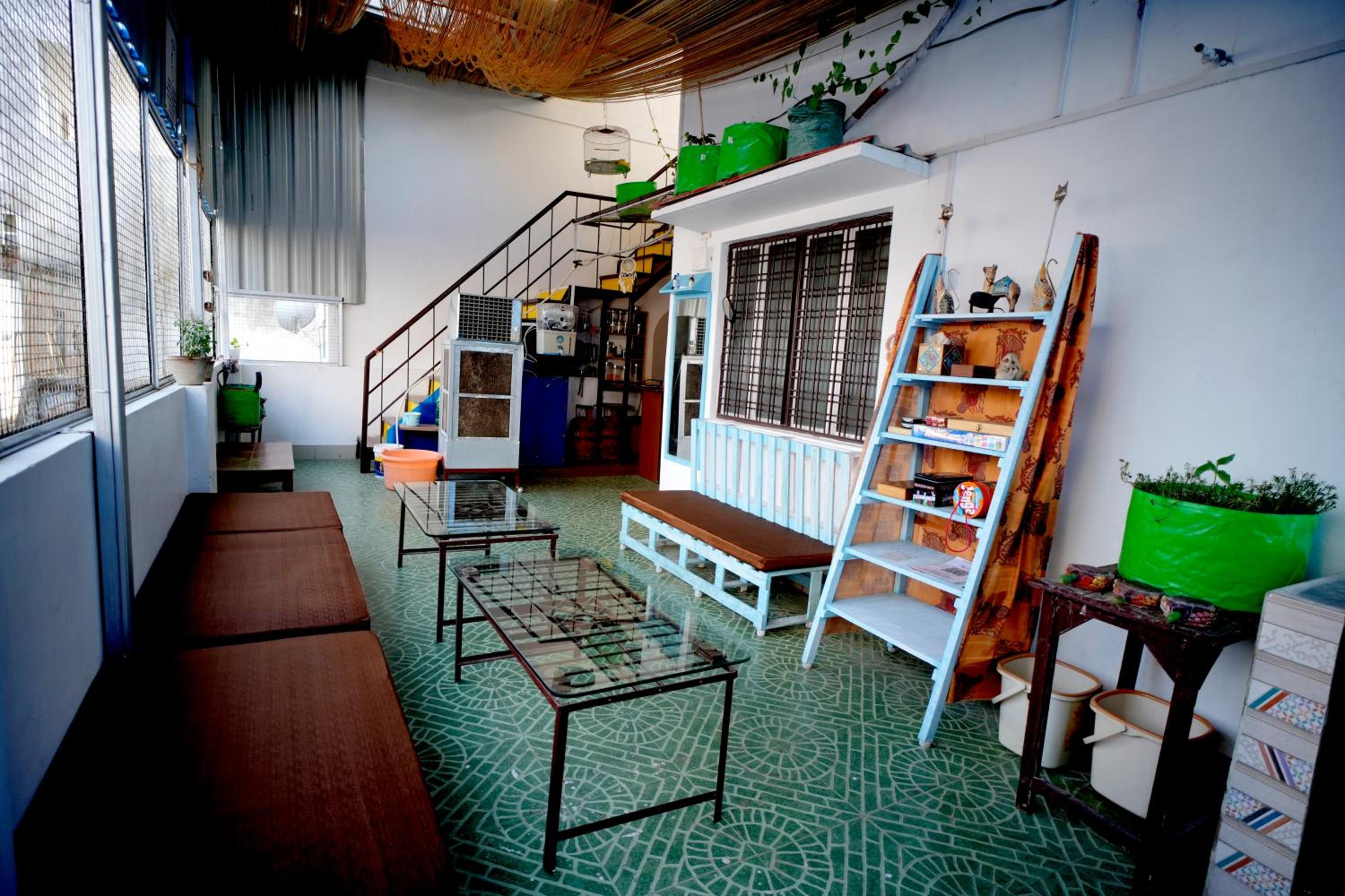 lounge