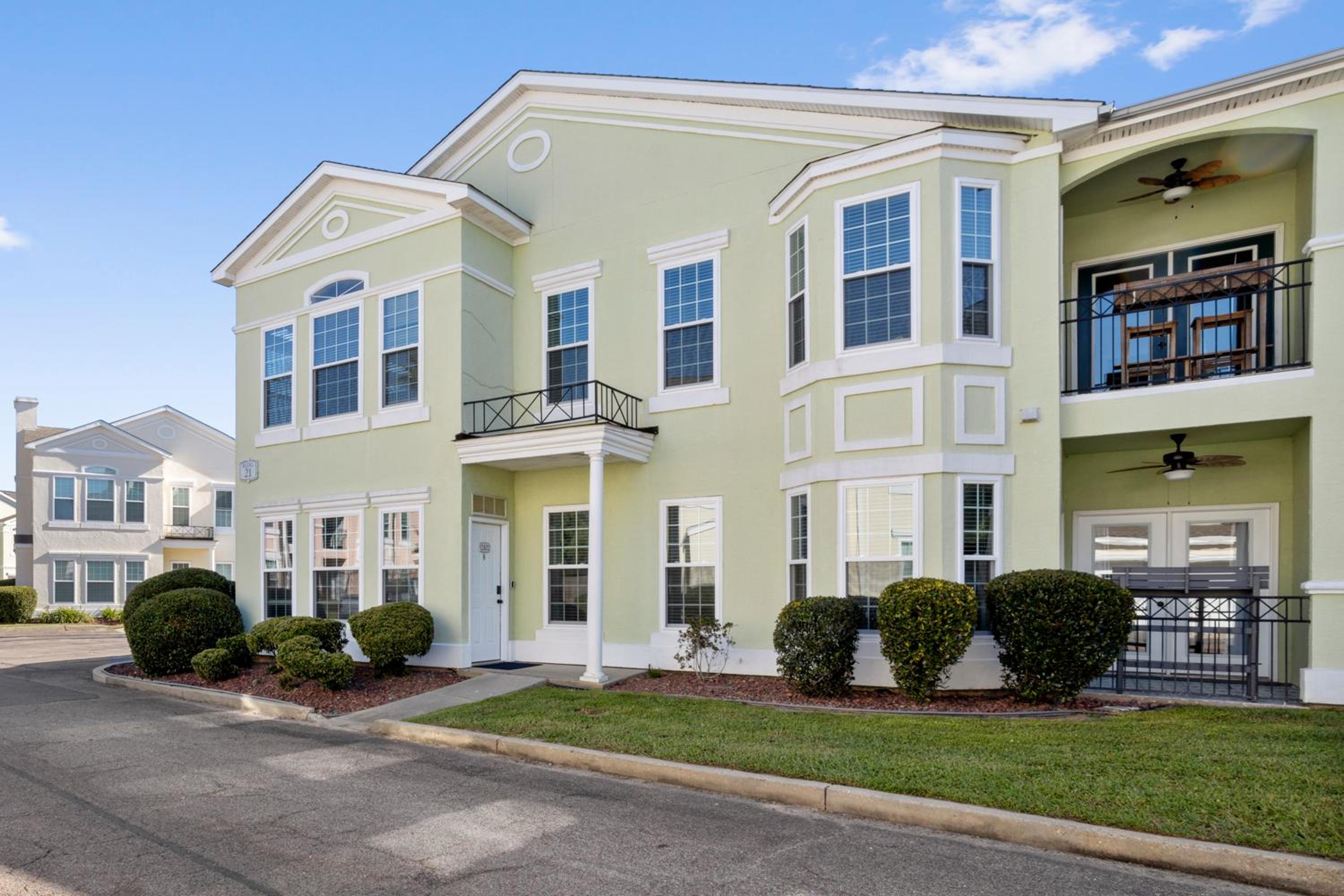 Gulfport Arcade Condo