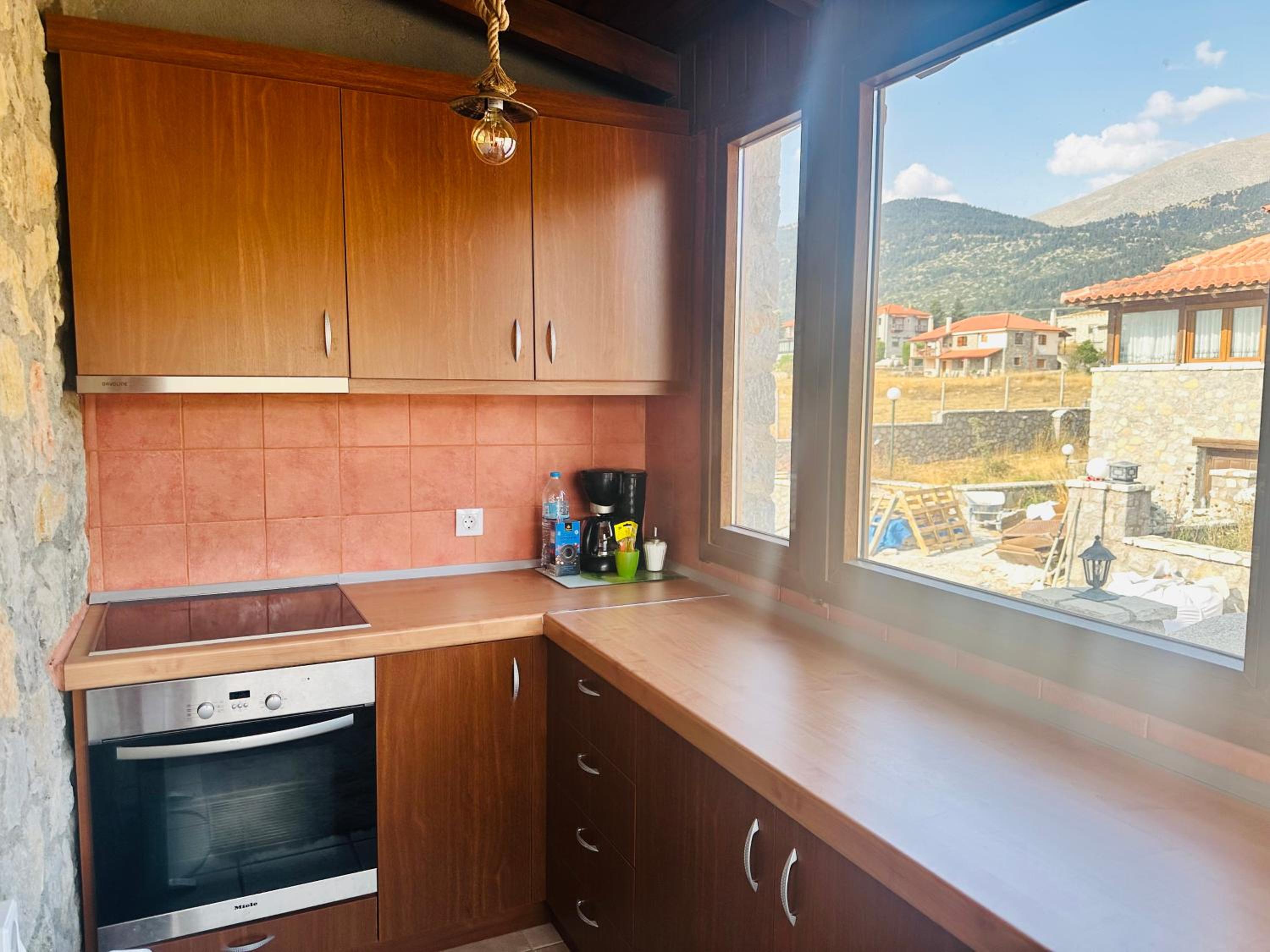 CHALET MARIA livadi