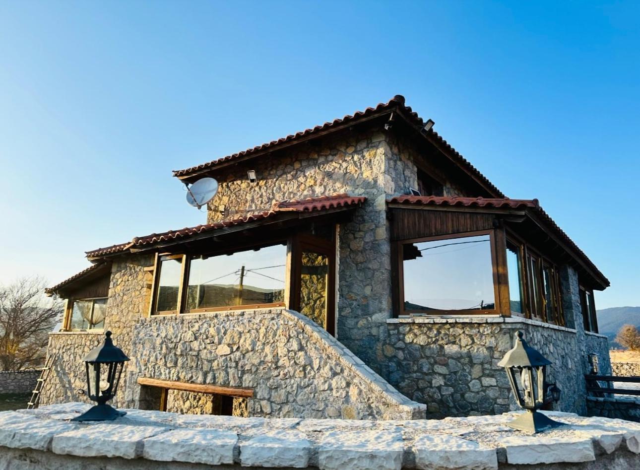 CHALET MARIA livadi
