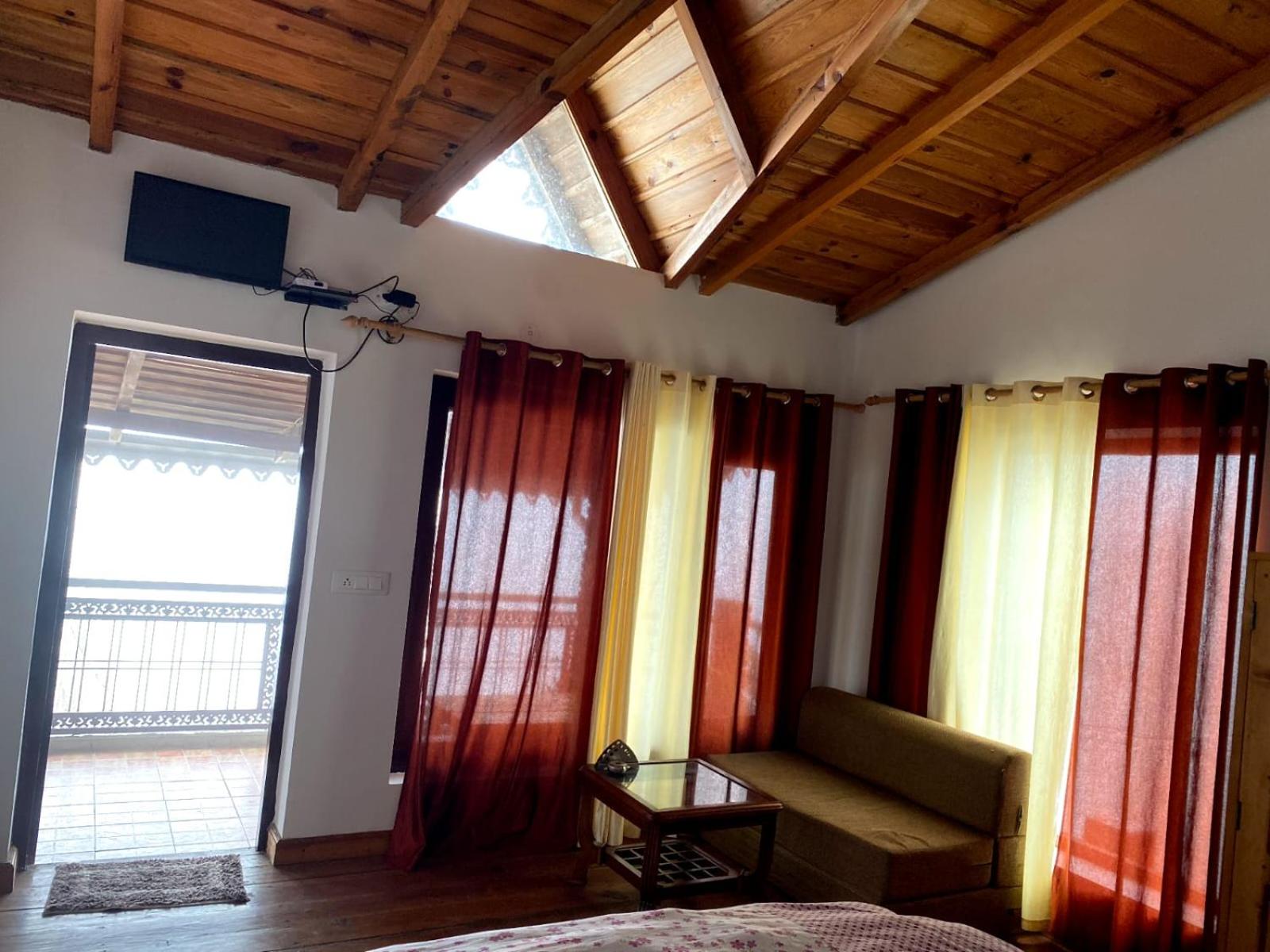 Way Wood Wind Lodge