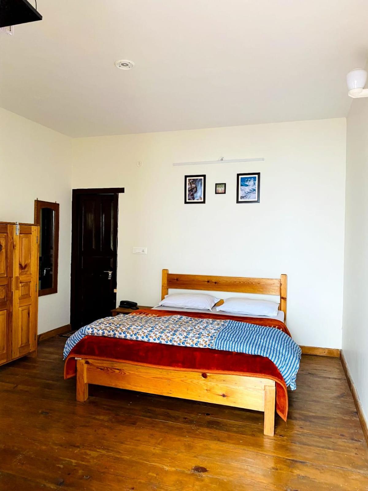 Way Wood Wind Lodge