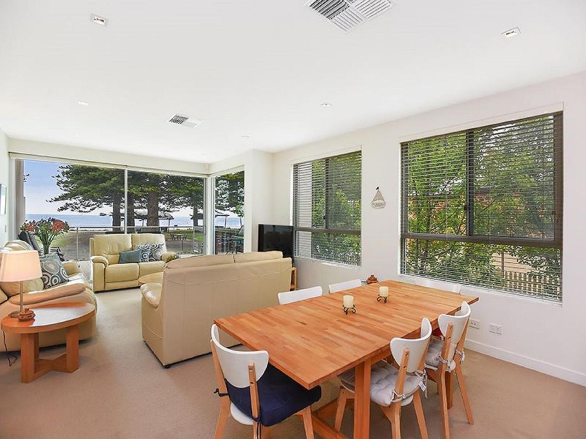 Breeze Beachfront Apartment