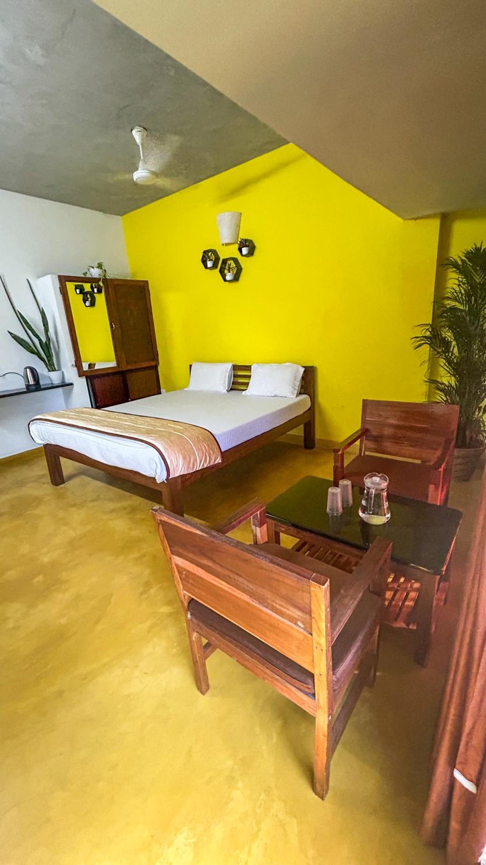 Samantha International The Ultimate Hostel Treat
