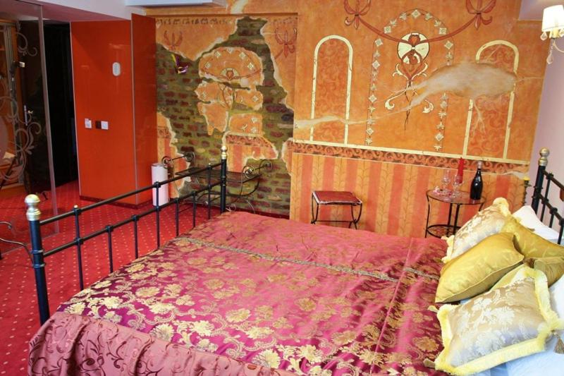 LEGENDS Chambers by Grand Pier Boutique