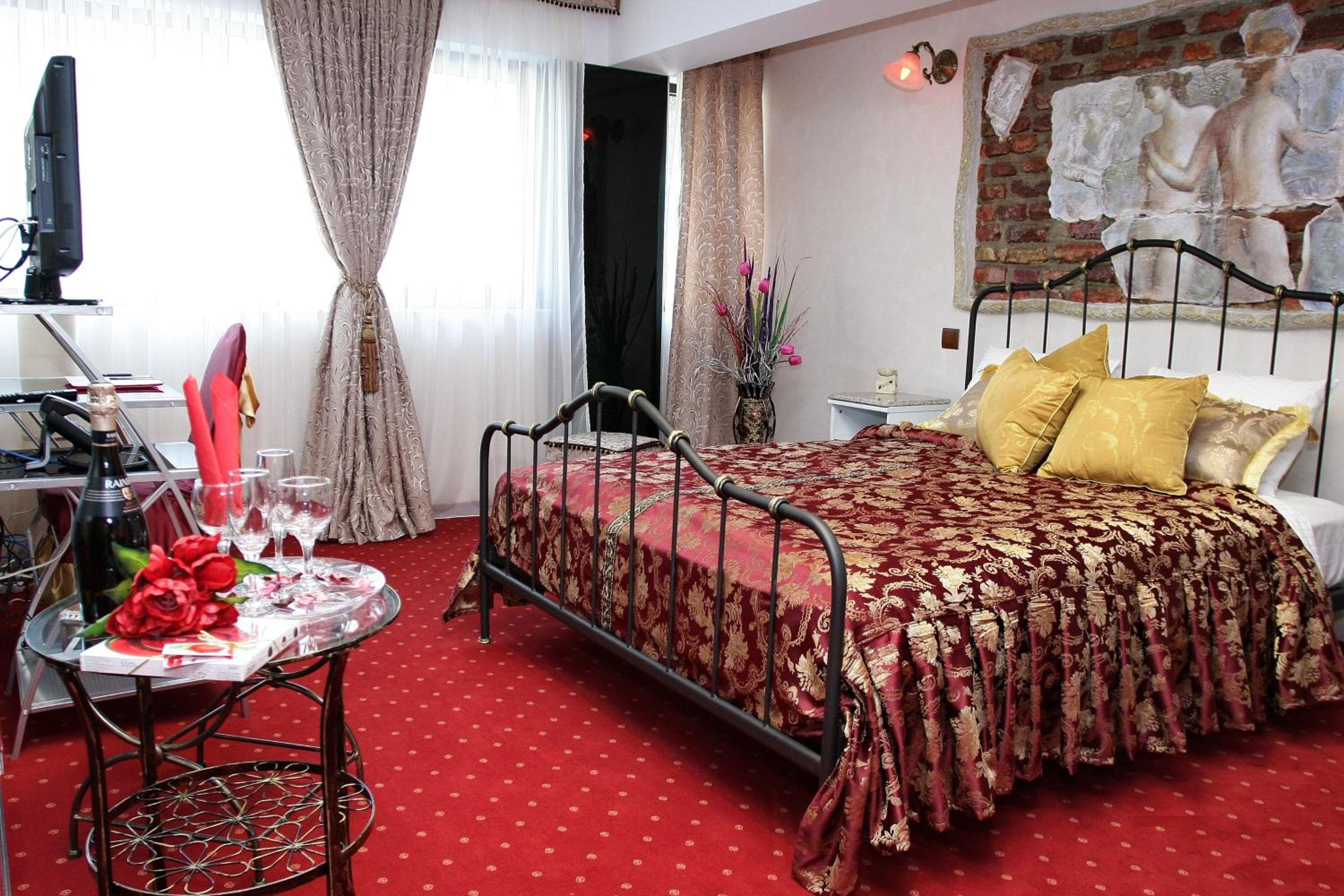 LEGENDS Chambers by Grand Pier Boutique