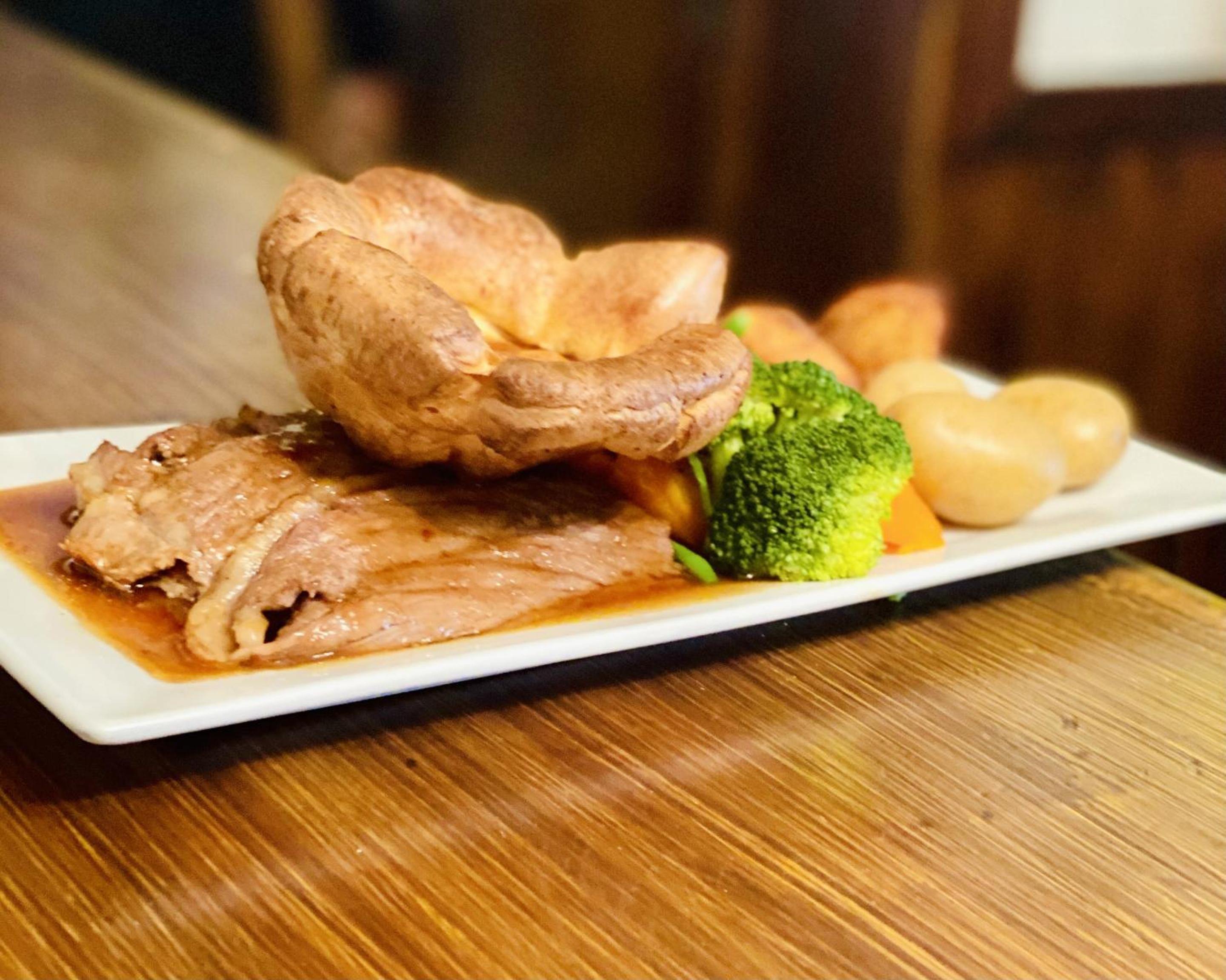 Tuckers Inn