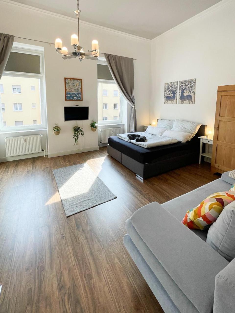 Apartment Wiesbaden Mitte, Zentral am Park, Congresscenter 5 min, Bahnhof 10min view 4