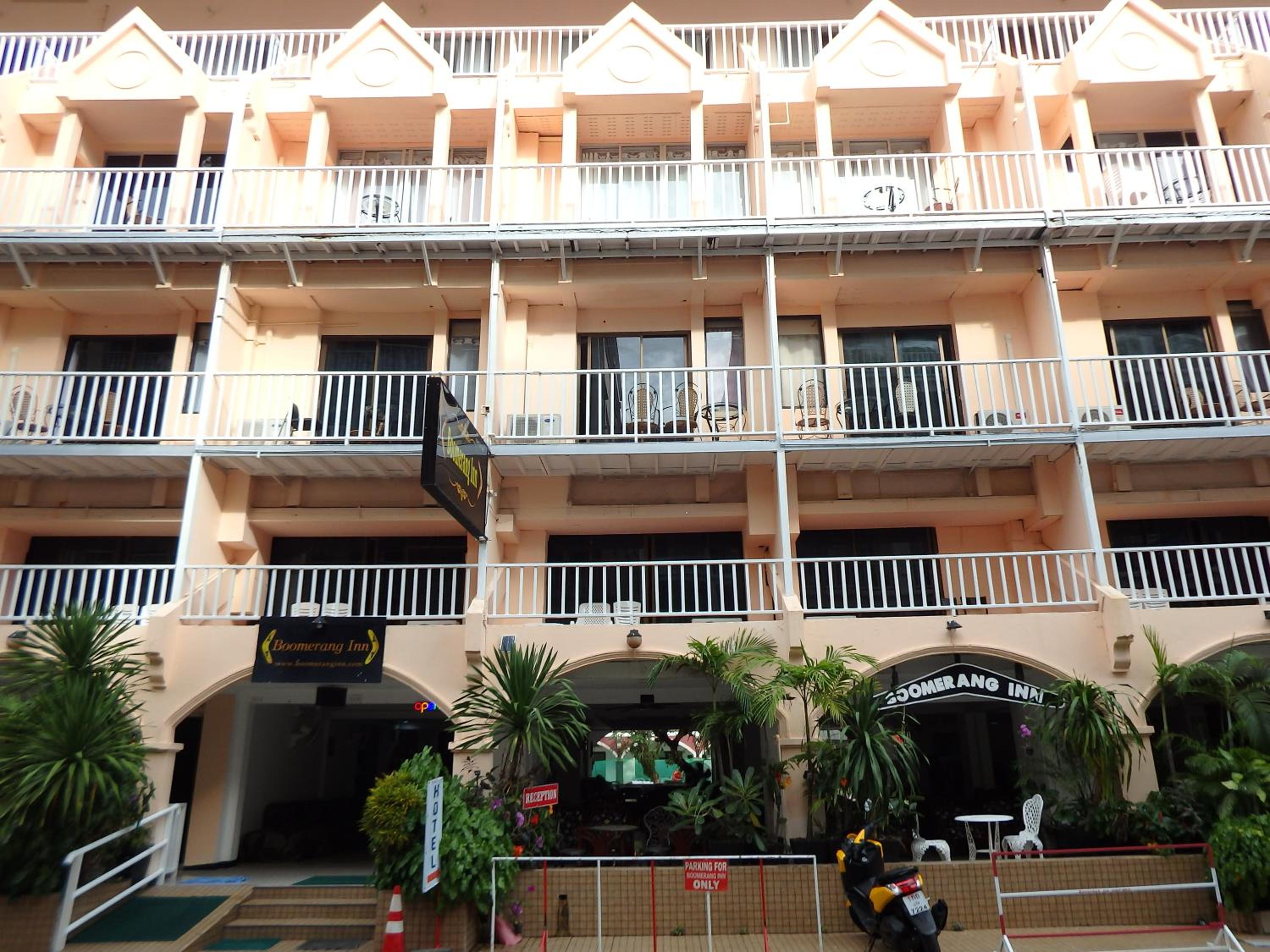 Boomerang Inn