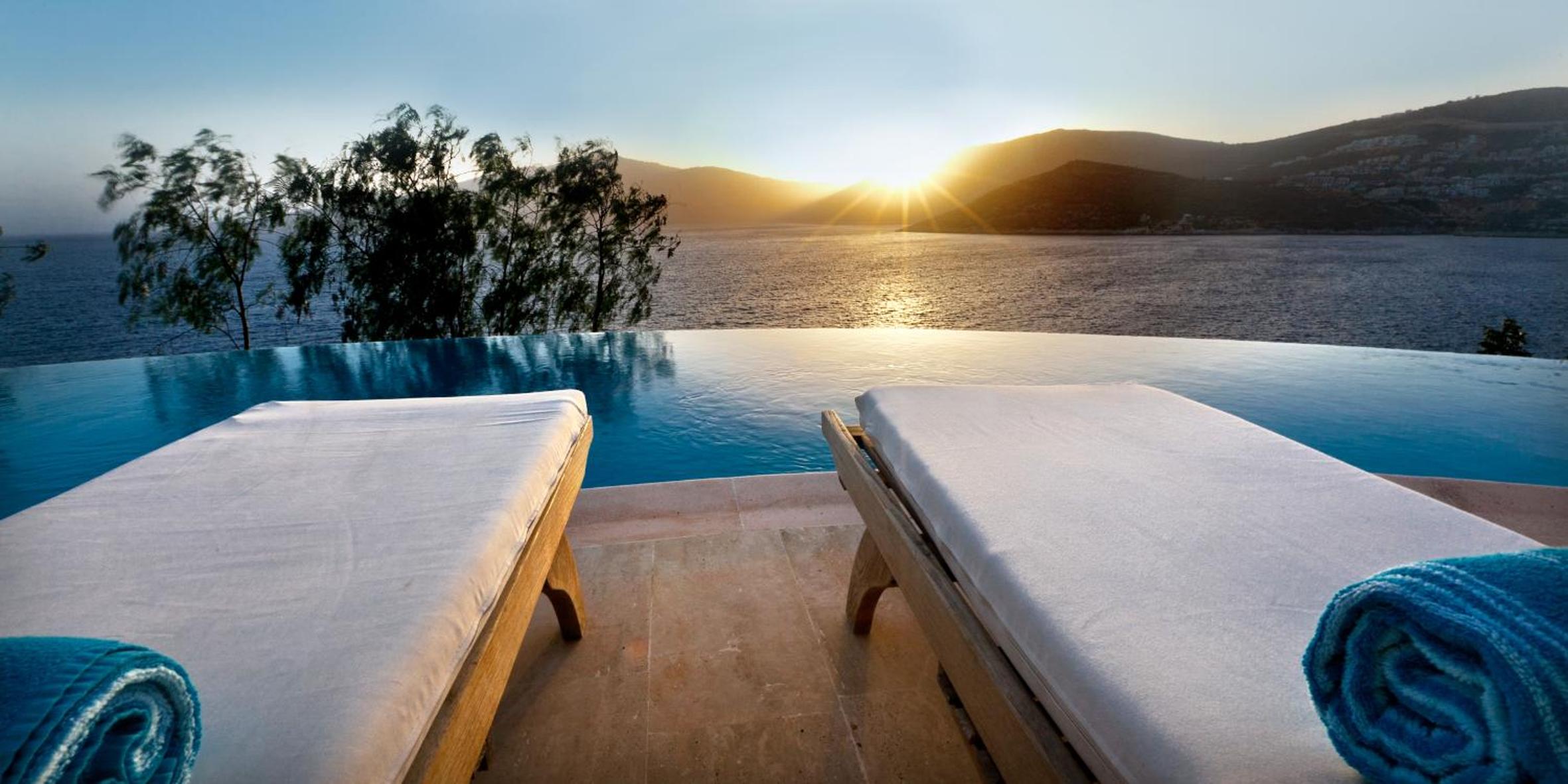 Hotel Villa Mahal becomes Villa Mahal Otel. - Image 111