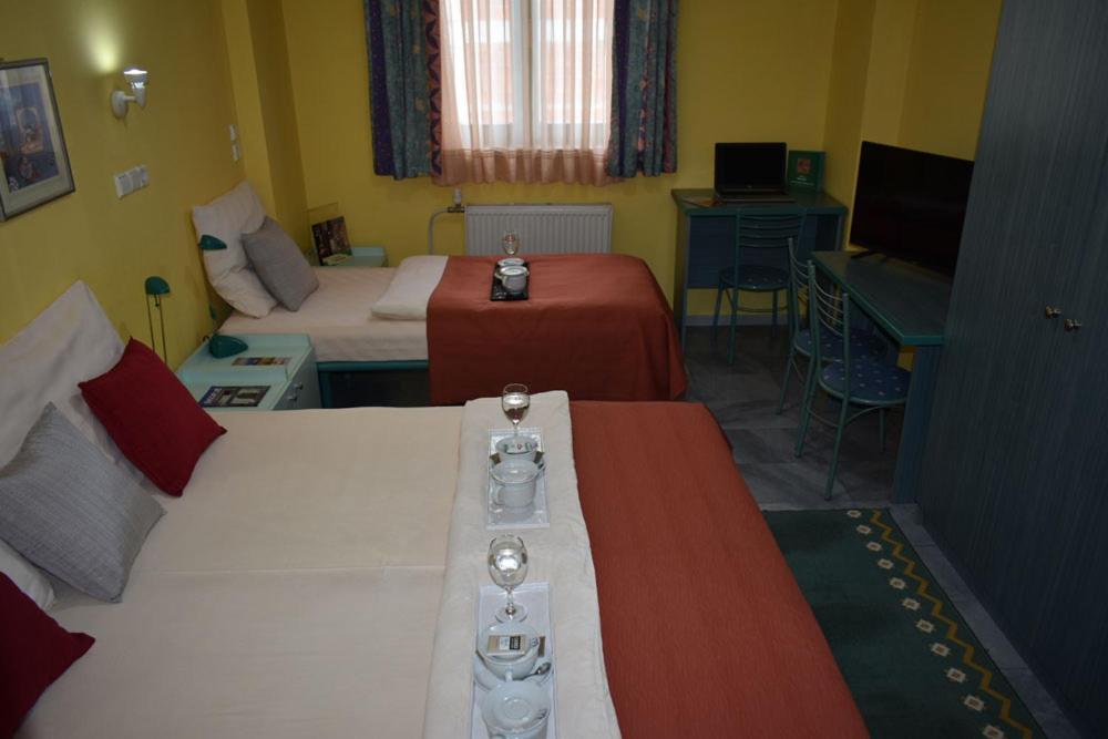 Vlae Apartments