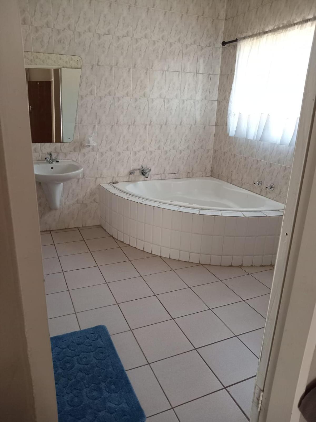 African Kingdom Guest House view 4