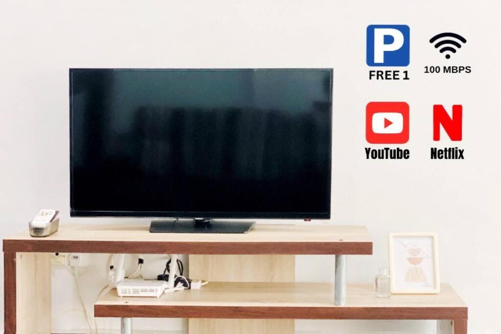 18# Cozy Retreat's Wifi & Netflix - Mount Austin, JB