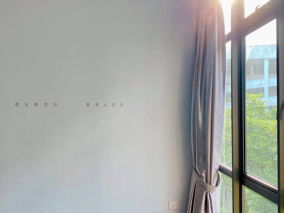 18# Cozy Retreat's Wifi & Netflix - Mount Austin, JB