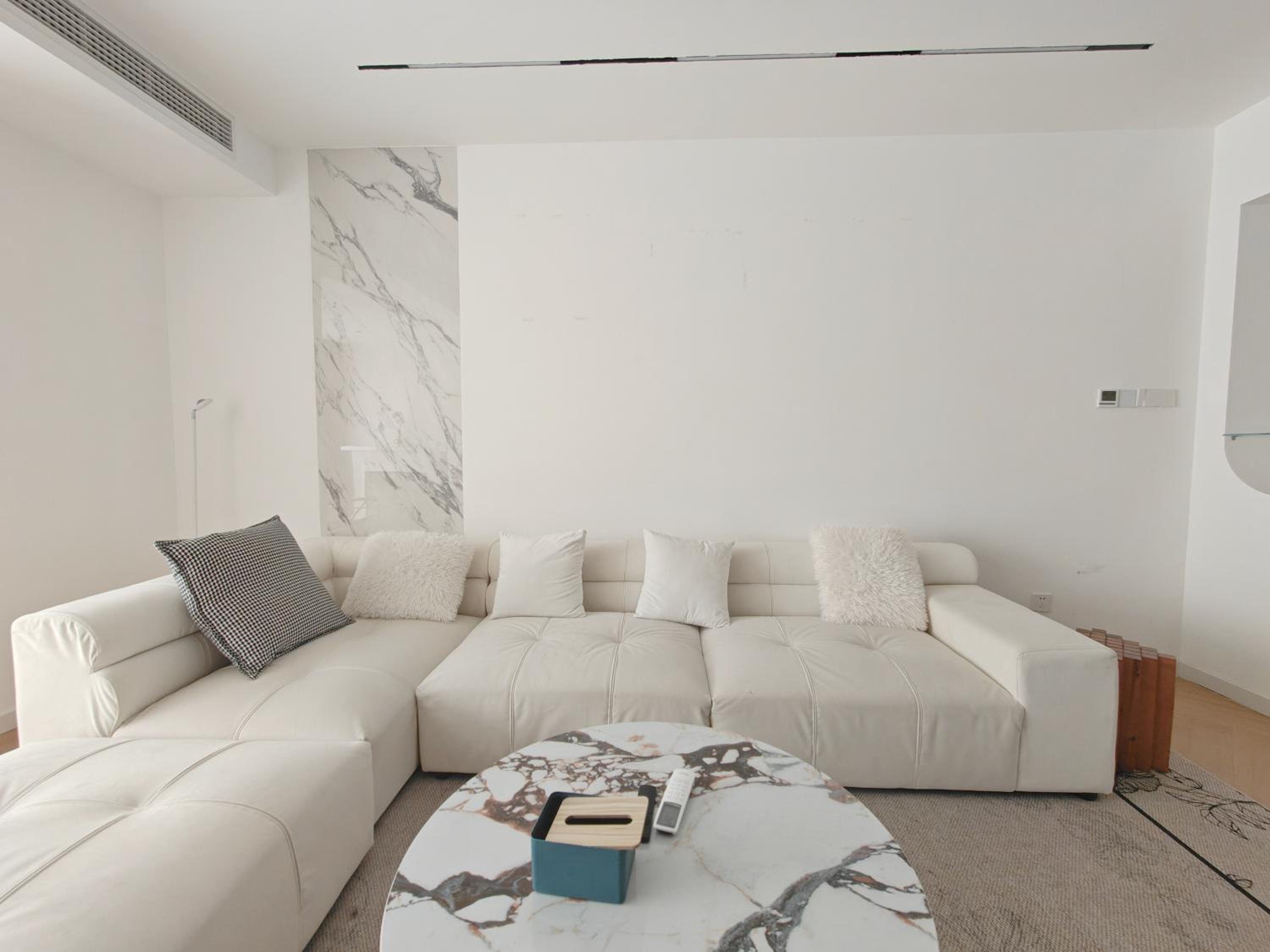 Eastern Hub - Bund Branch Designer Open Kitchen Super Large Sofa Deluxe Three Room