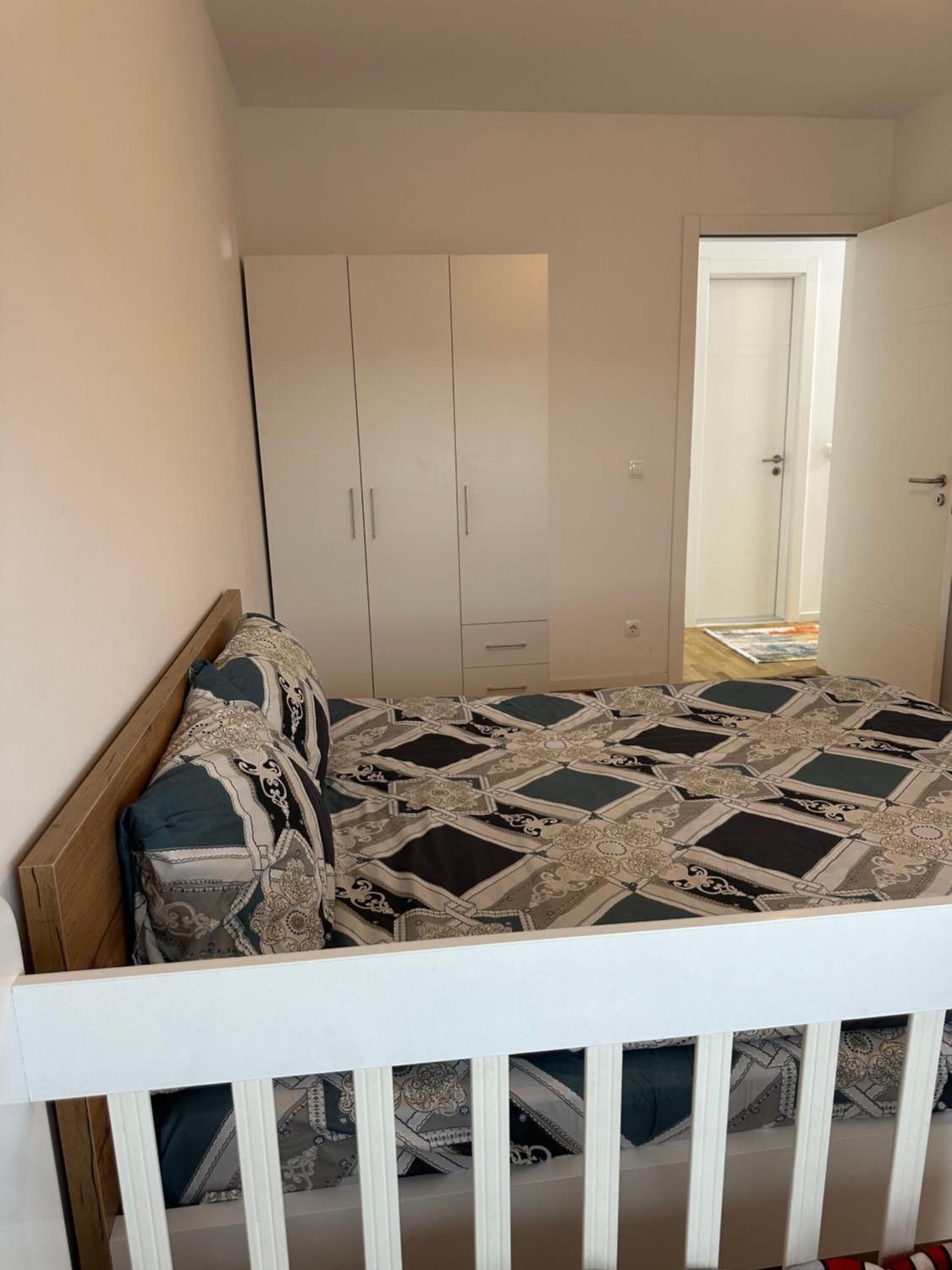 Skyline Apartment 1, photo 2