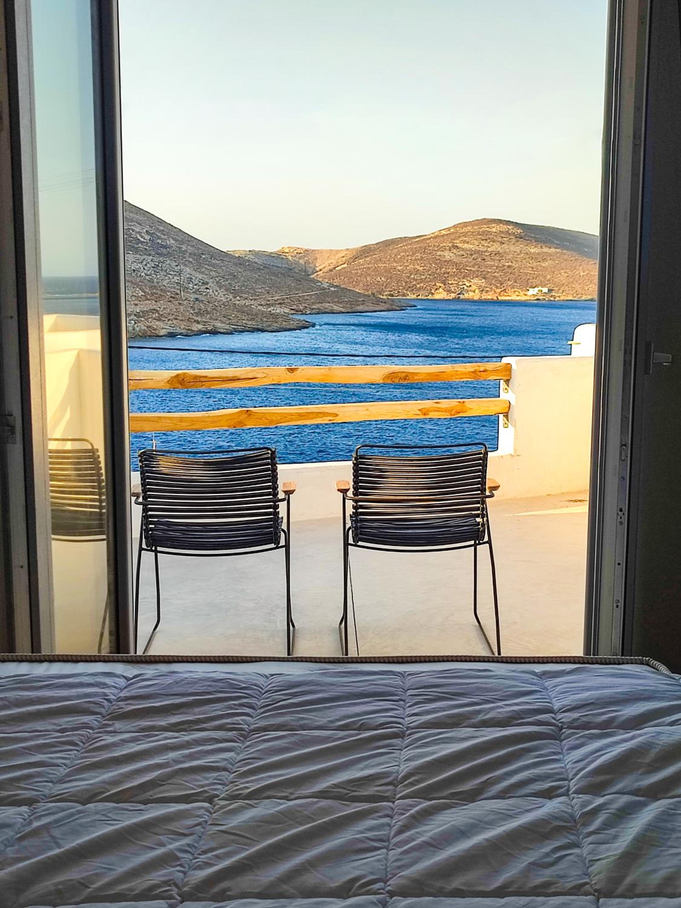 PANORMOS ART Beachfront Suites