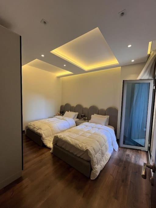 luxurious sea view apartment
