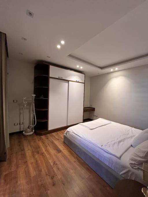 luxurious sea view apartment