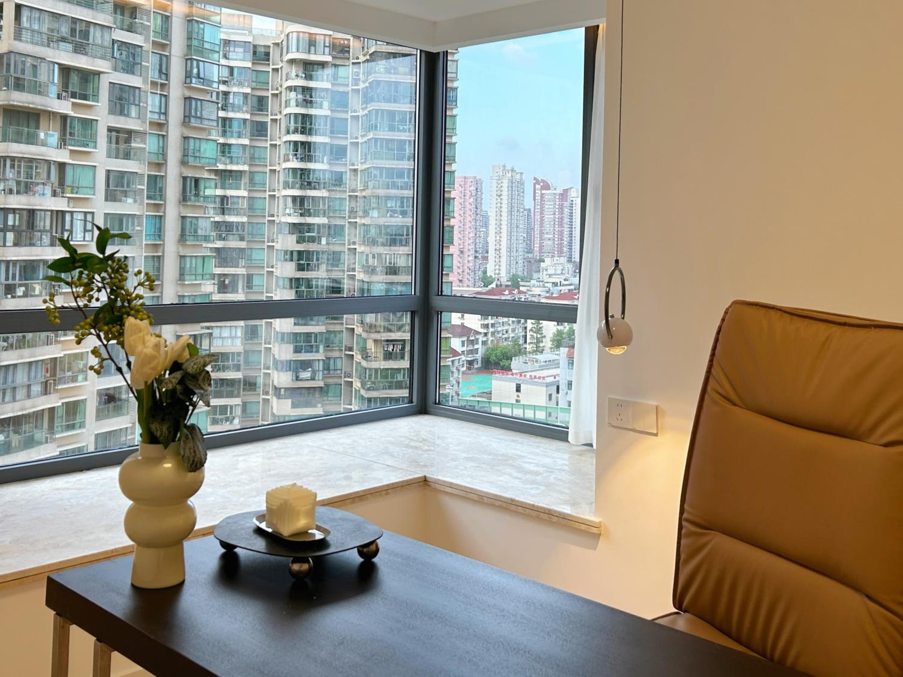 Eastern Hub - Bund Branch Quality Renovated Luxury 3Bedroom, Spacious Living Room Fully Equipped Haiyue Garden