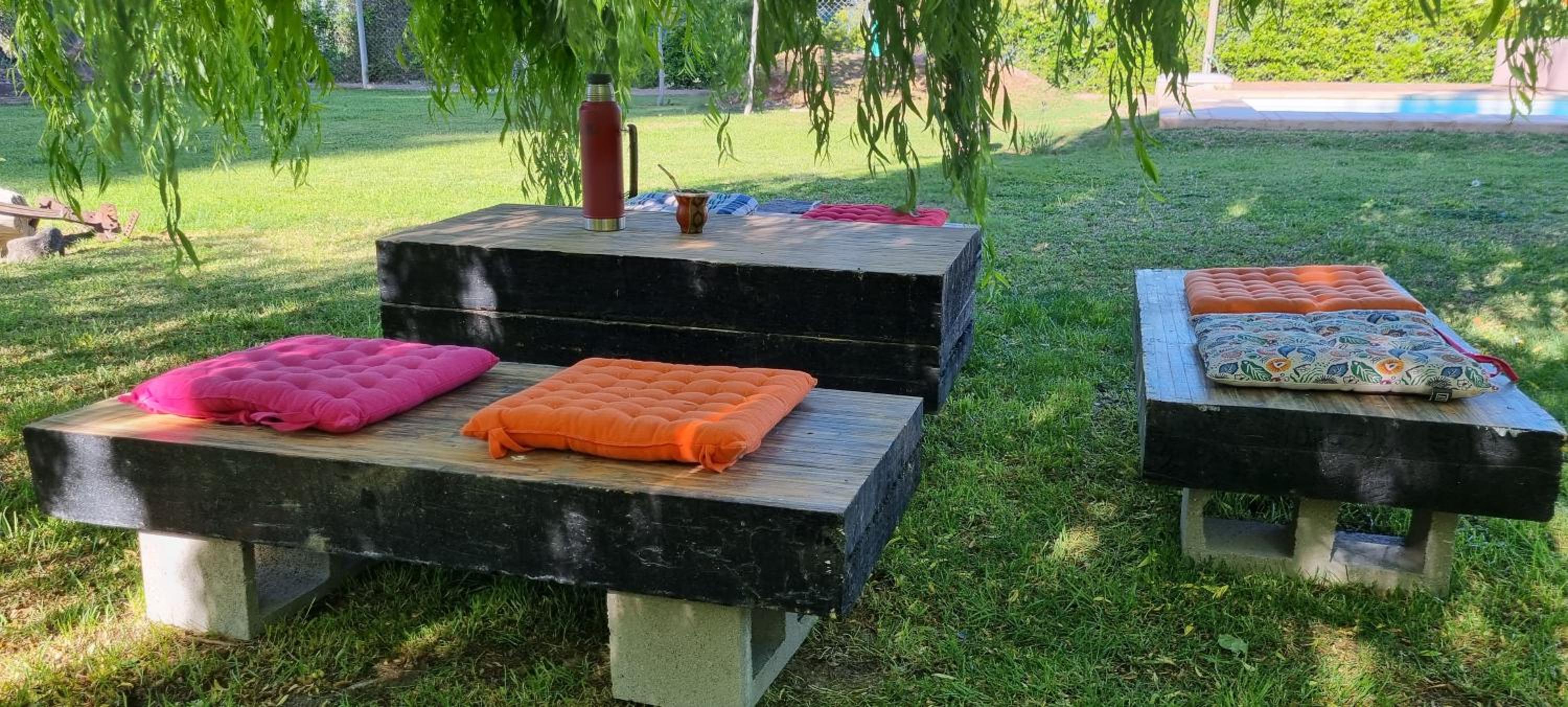 Hermosa casa con pileta en zona de viñedos