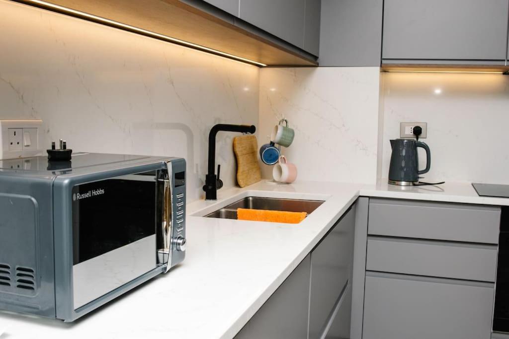 Charming & Panoramic 2 bed Apartment in the heart of Tirana