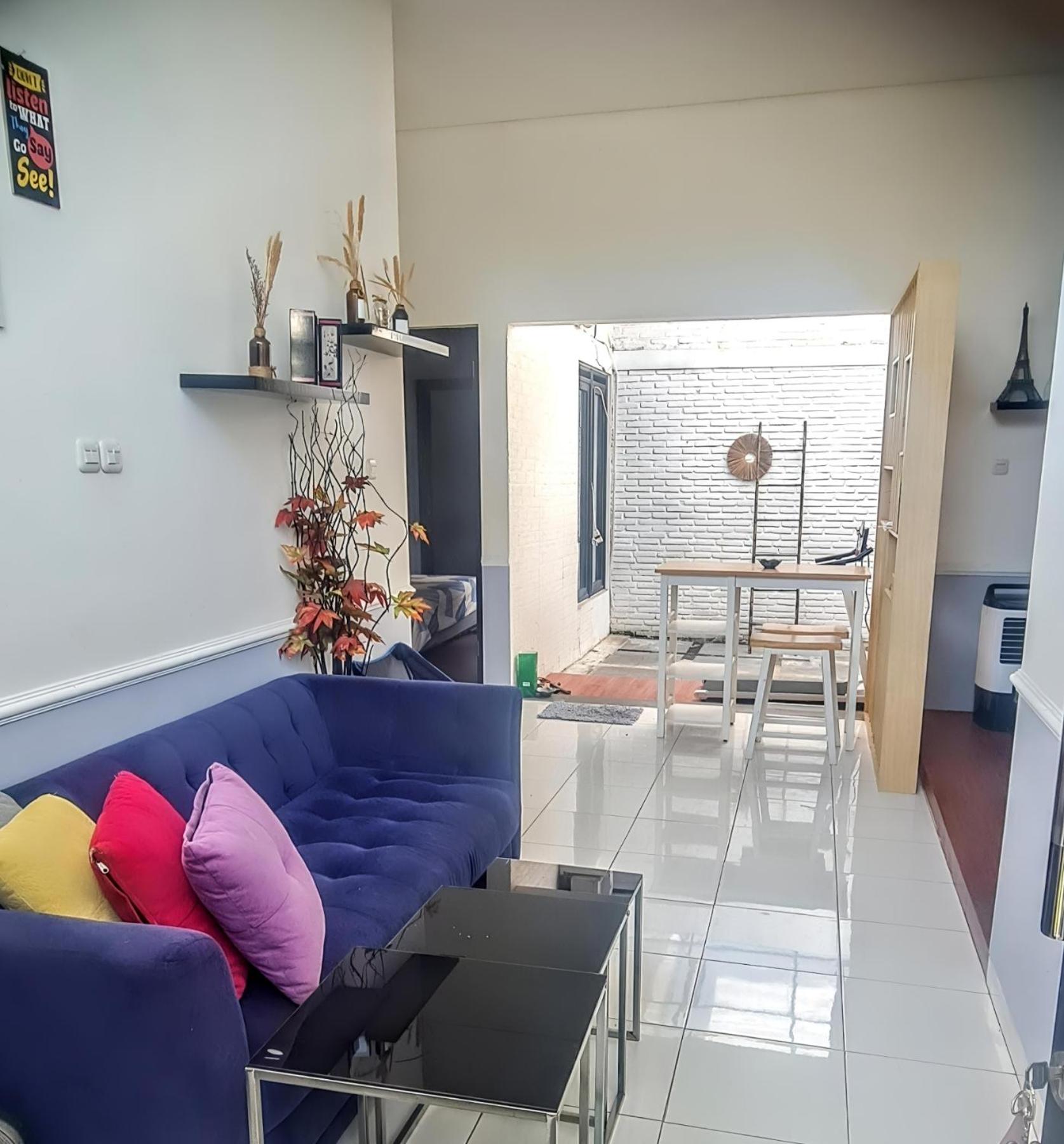 Nita's Sweet Home Tidar Malang Close to Soehat view 3