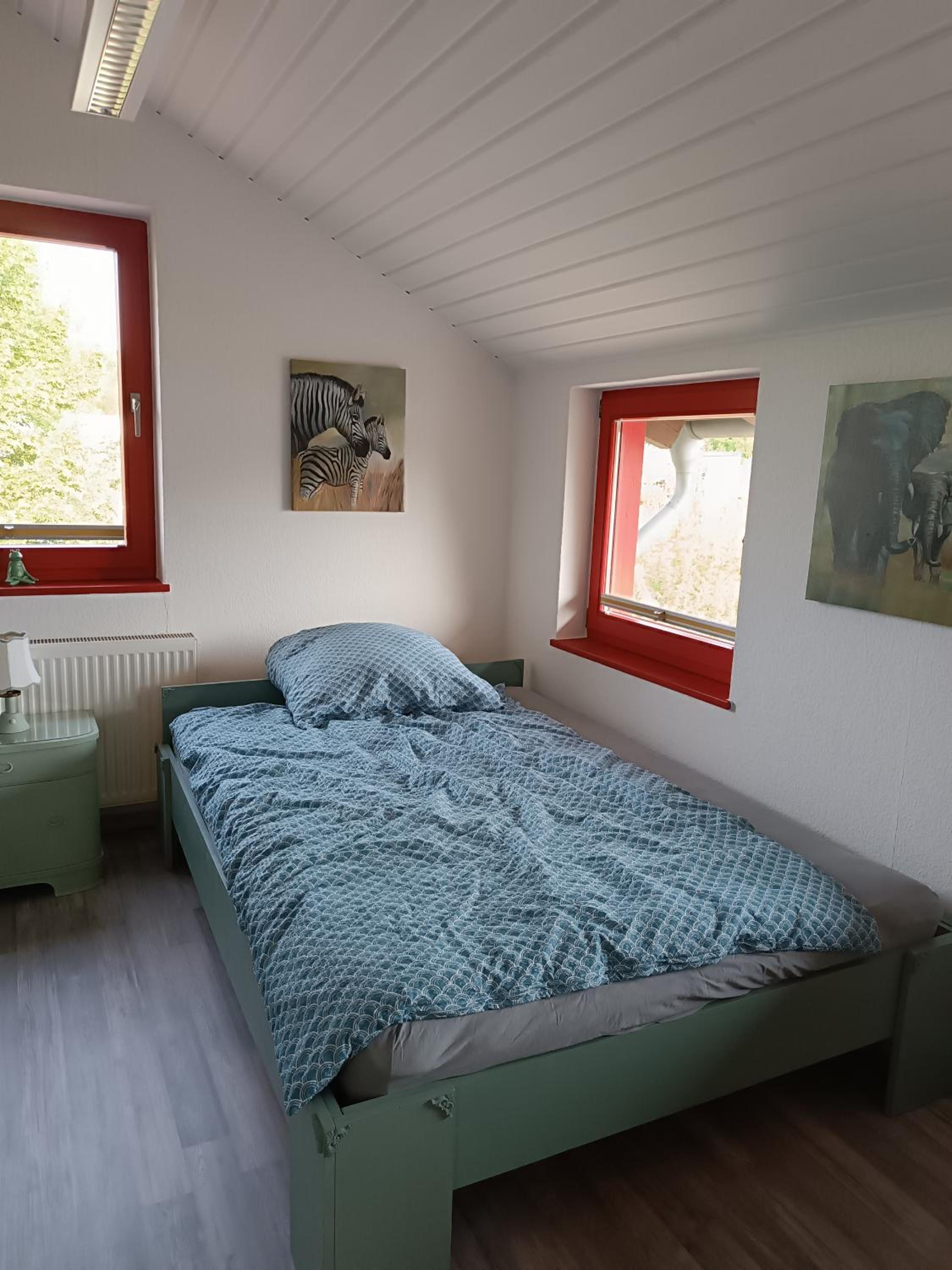 FEWO Villa Farbenfroh Monteurzimmer Garten Wlan 3SZ 120qm - Property Image 2