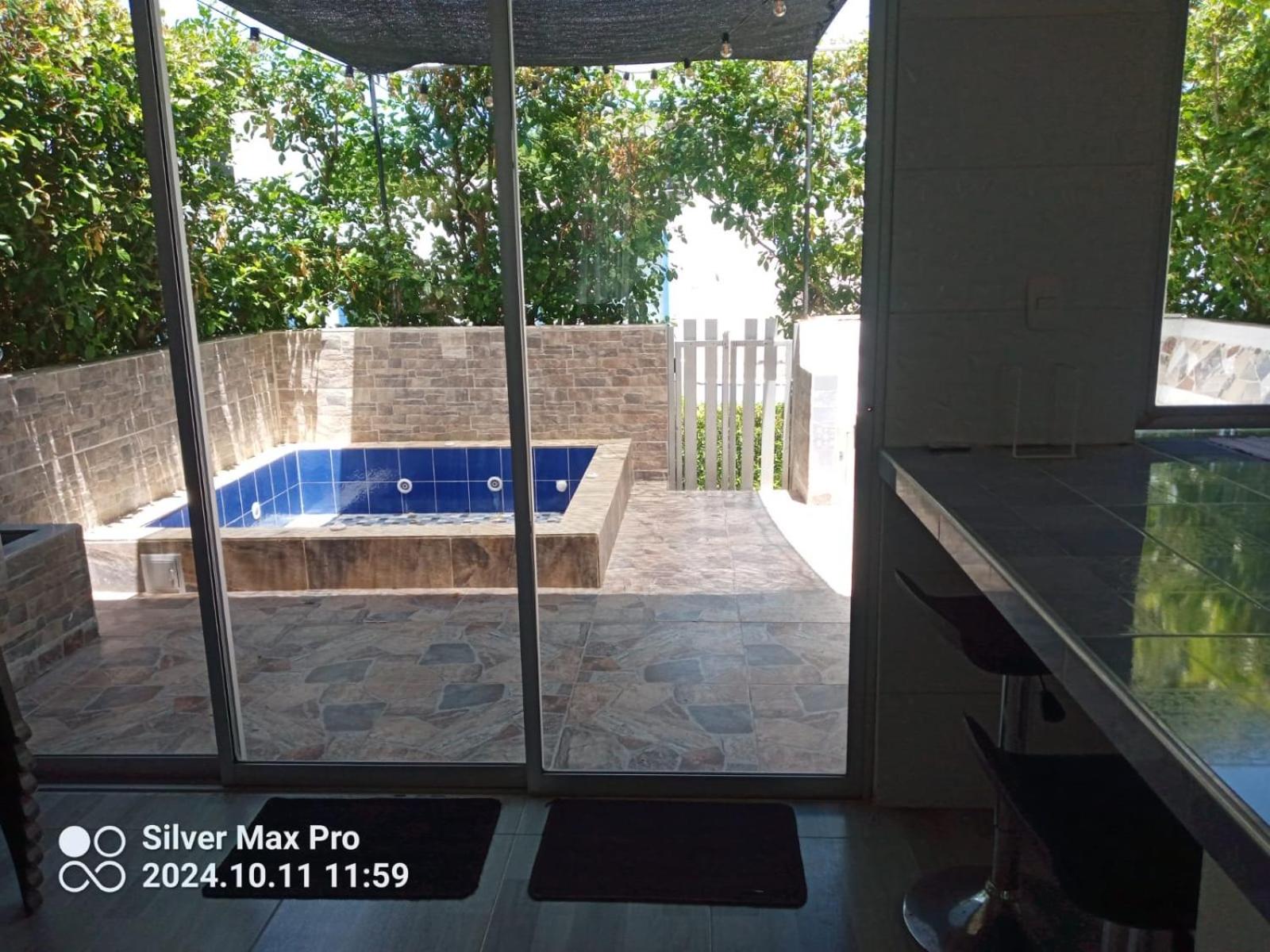 Casa Vacacional en Carmen de Apicala, Colombia