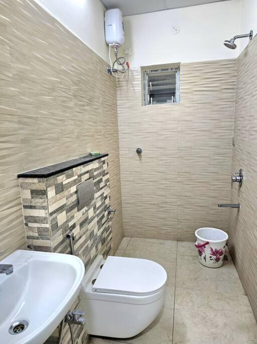4BHK Luxury Stay at Lotus Pond with Foosball fun! view 4