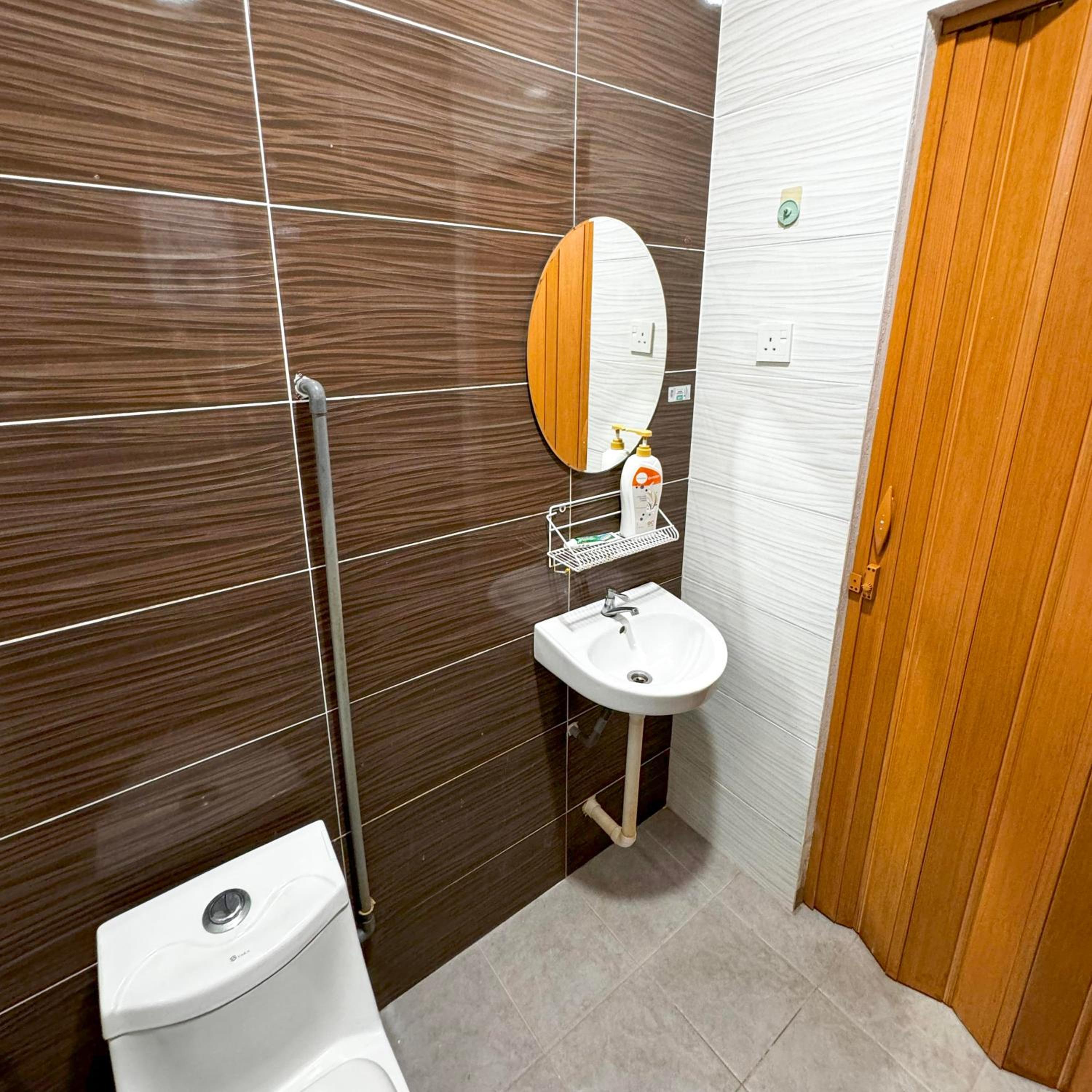 Ombak Beach Homestay Traditional Villas