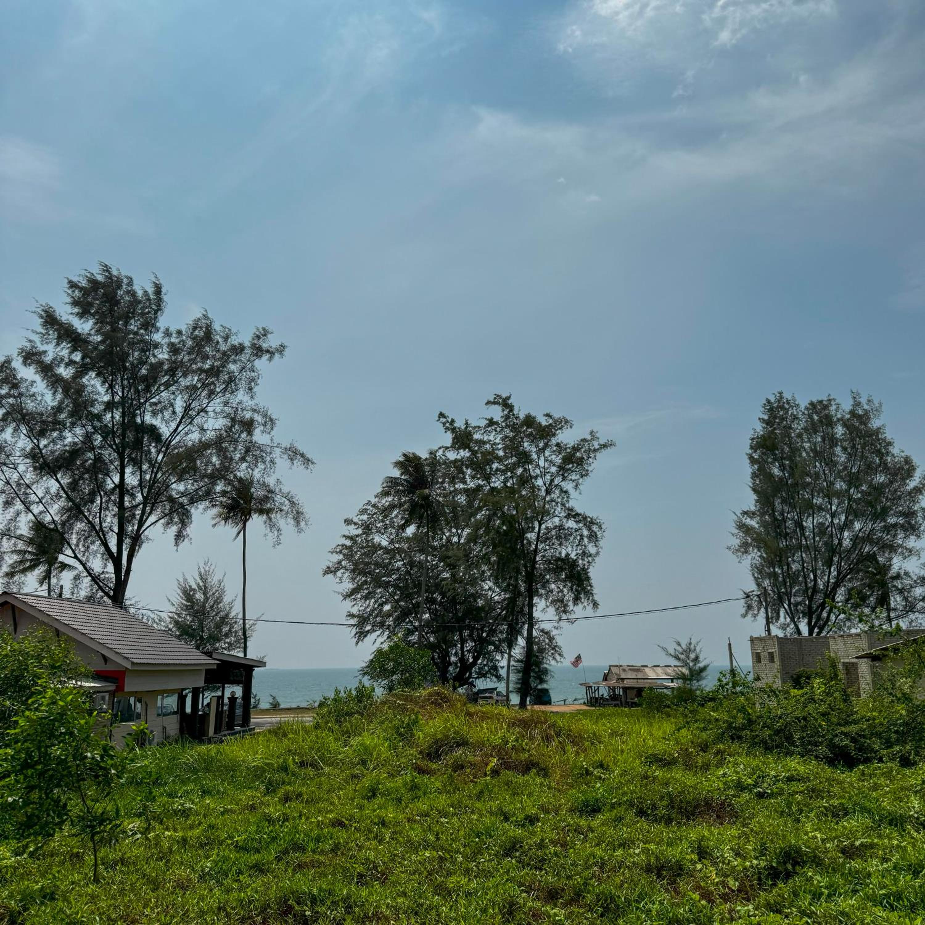 Ombak Beach Homestay Traditional Villas